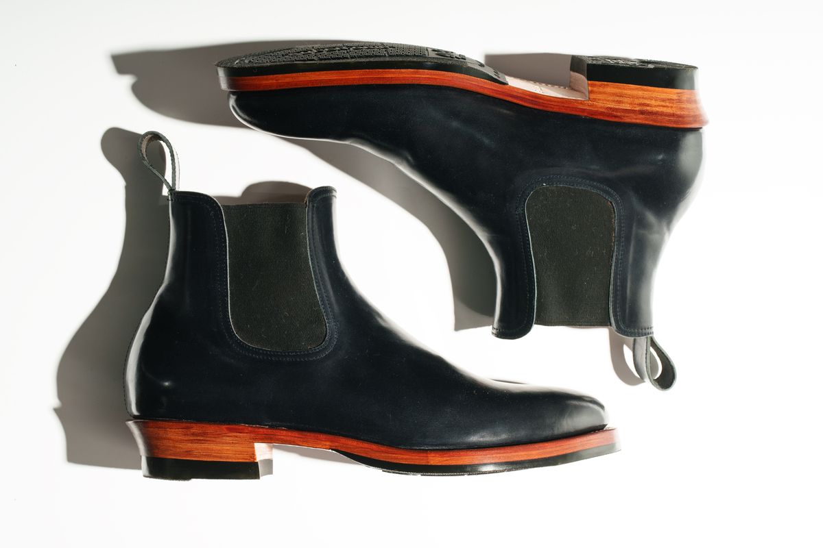 Photo by TToma on October 1, 2025 of the Briselblack The Seventh Chelsea Boot in Shinki Black Shell Cordovan.