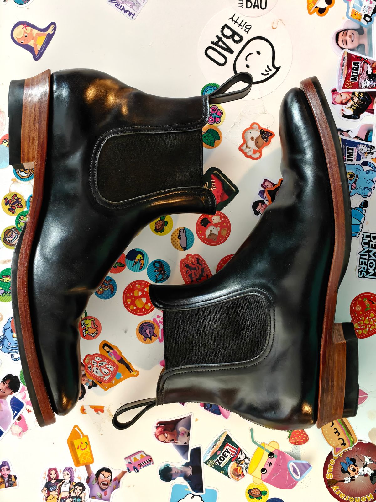 Photo by TToma on December 5, 2025 of the Briselblack The Seventh Chelsea Boot in Shinki Black Shell Cordovan.