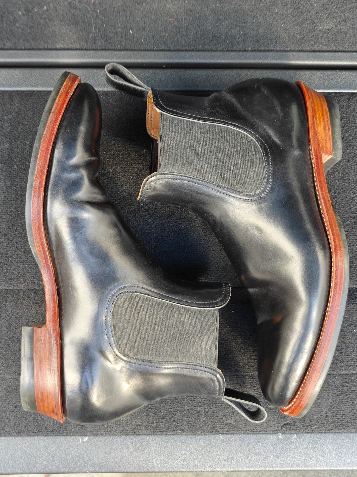 Photo by TToma on January 5, 2026 of the Briselblack The Seventh Chelsea Boot in Shinki Black Shell Cordovan.
