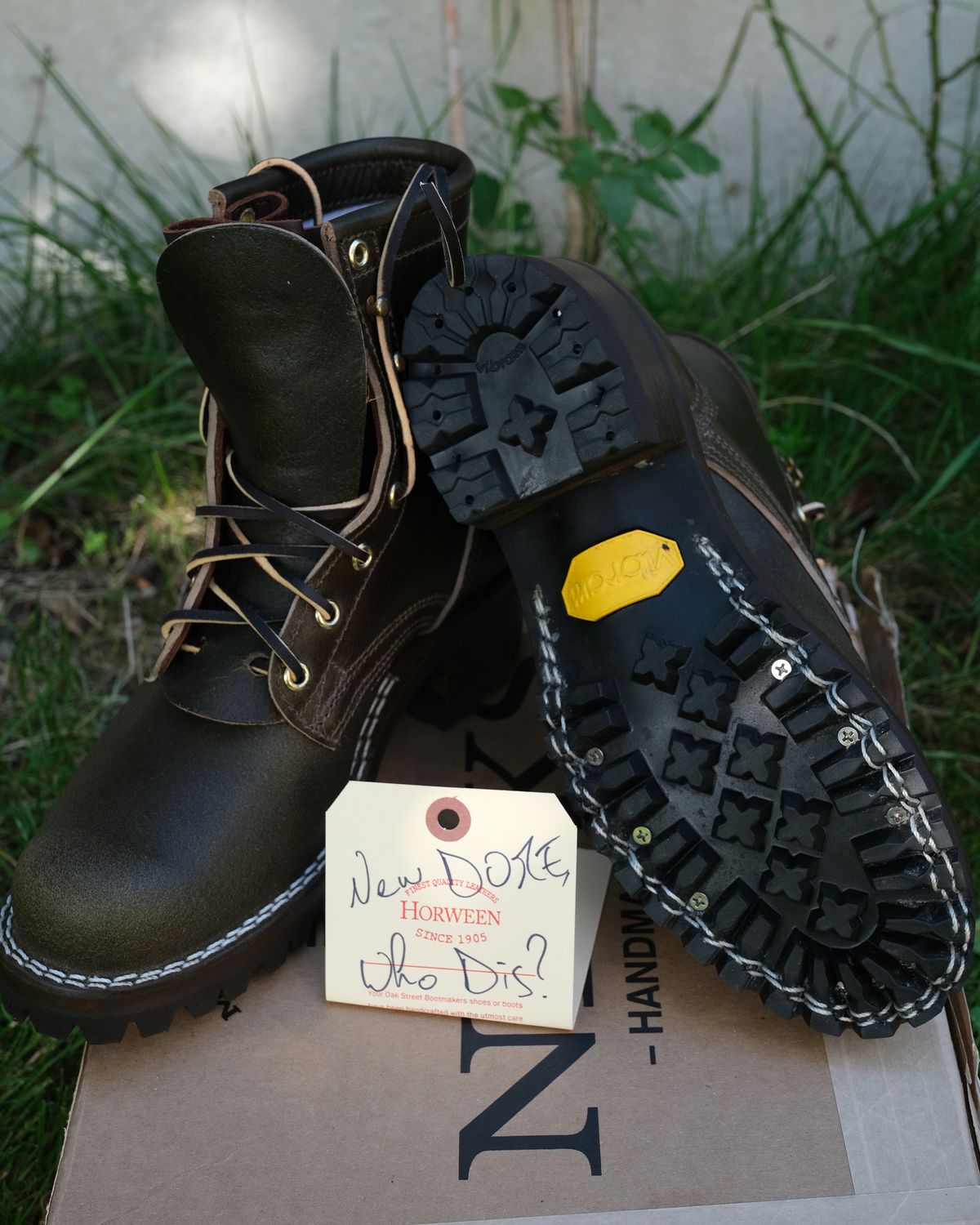 Photo by Amalgame on October 1, 2025 of the Nicks Becca in Horween Greener Pastures Waxed Flesh.