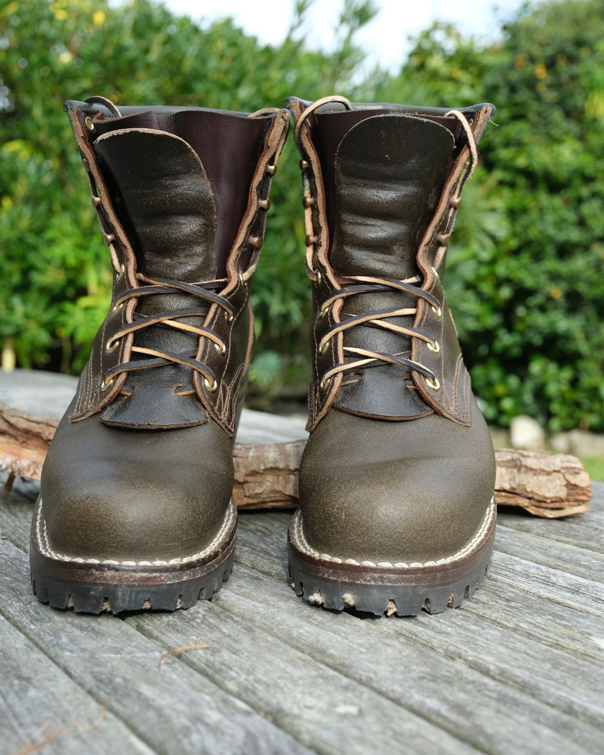 Photo by Amalgame on October 26, 2025 of the Nicks Becca in Horween Greener Pastures Waxed Flesh.