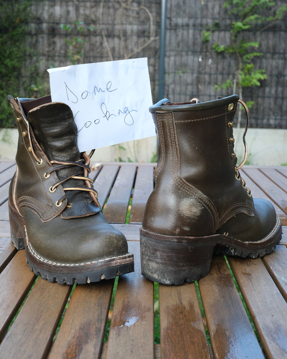 Photo by Amalgame on November 2, 2025 of the Nicks Becca in Horween Greener Pastures Waxed Flesh.