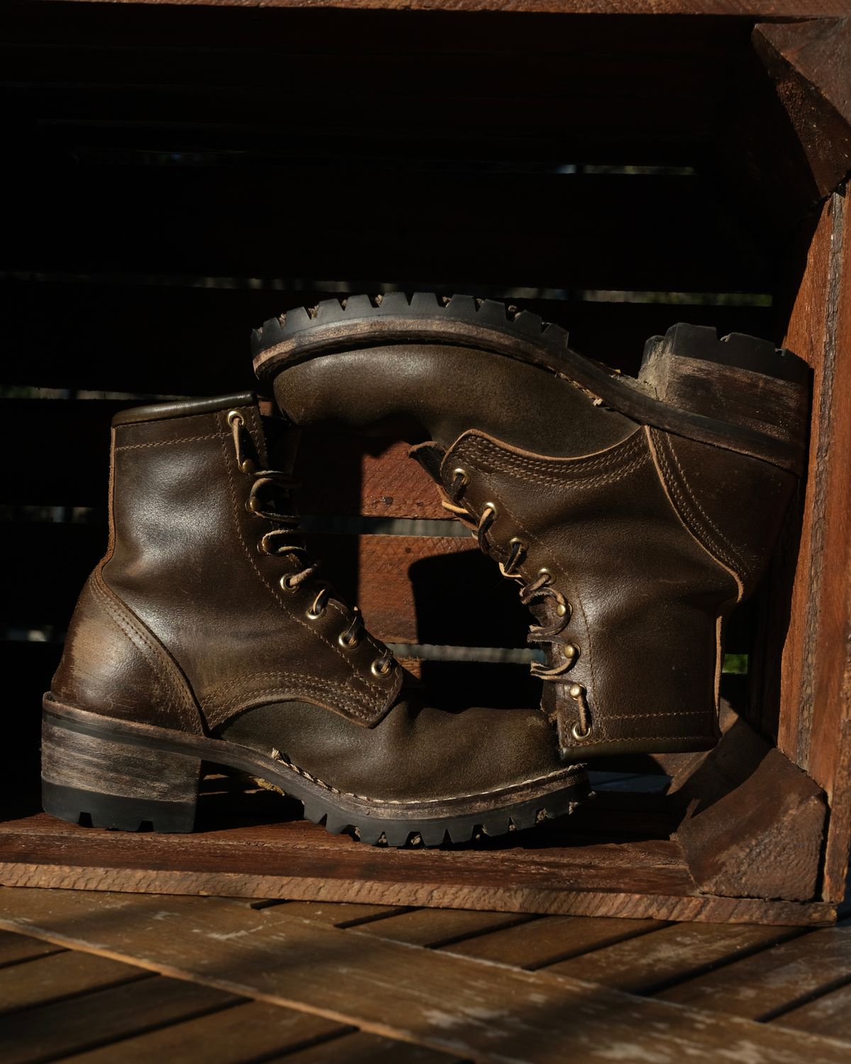 Photo by Amalgame on December 26, 2025 of the Nicks Becca in Horween Greener Pastures Waxed Flesh.