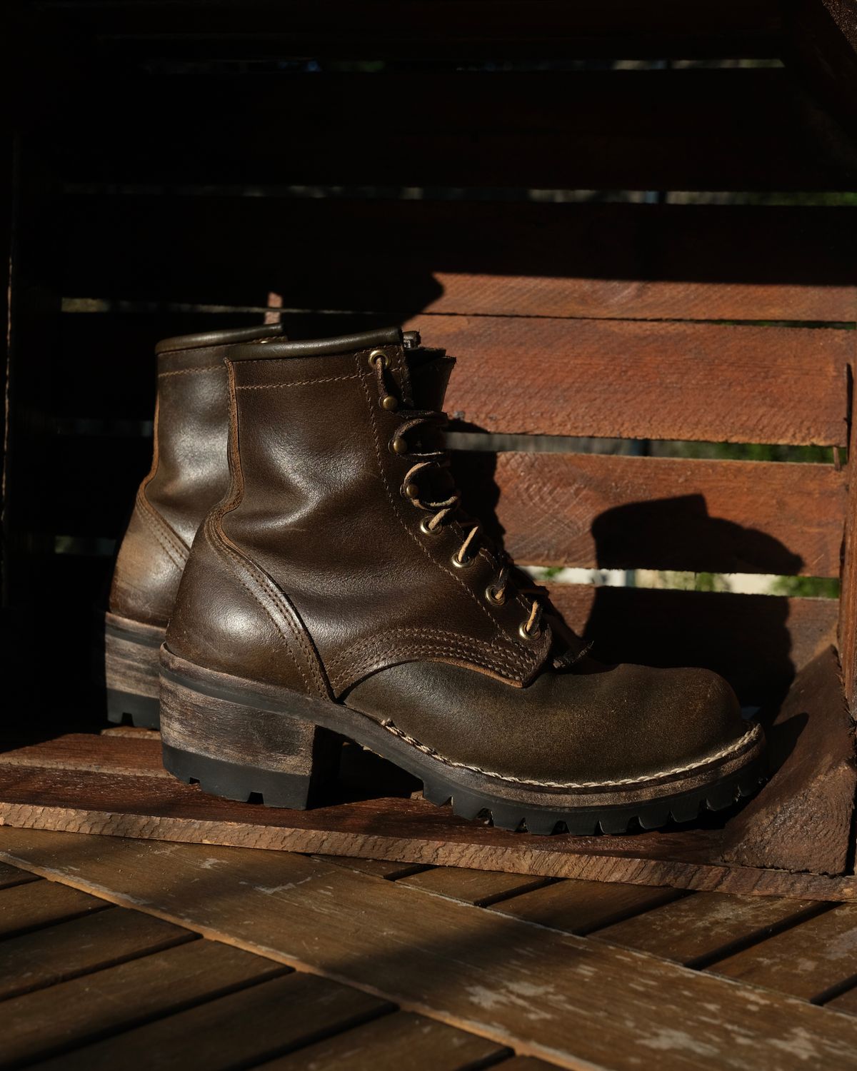 Photo by Amalgame on December 26, 2025 of the Nicks Becca in Horween Greener Pastures Waxed Flesh.