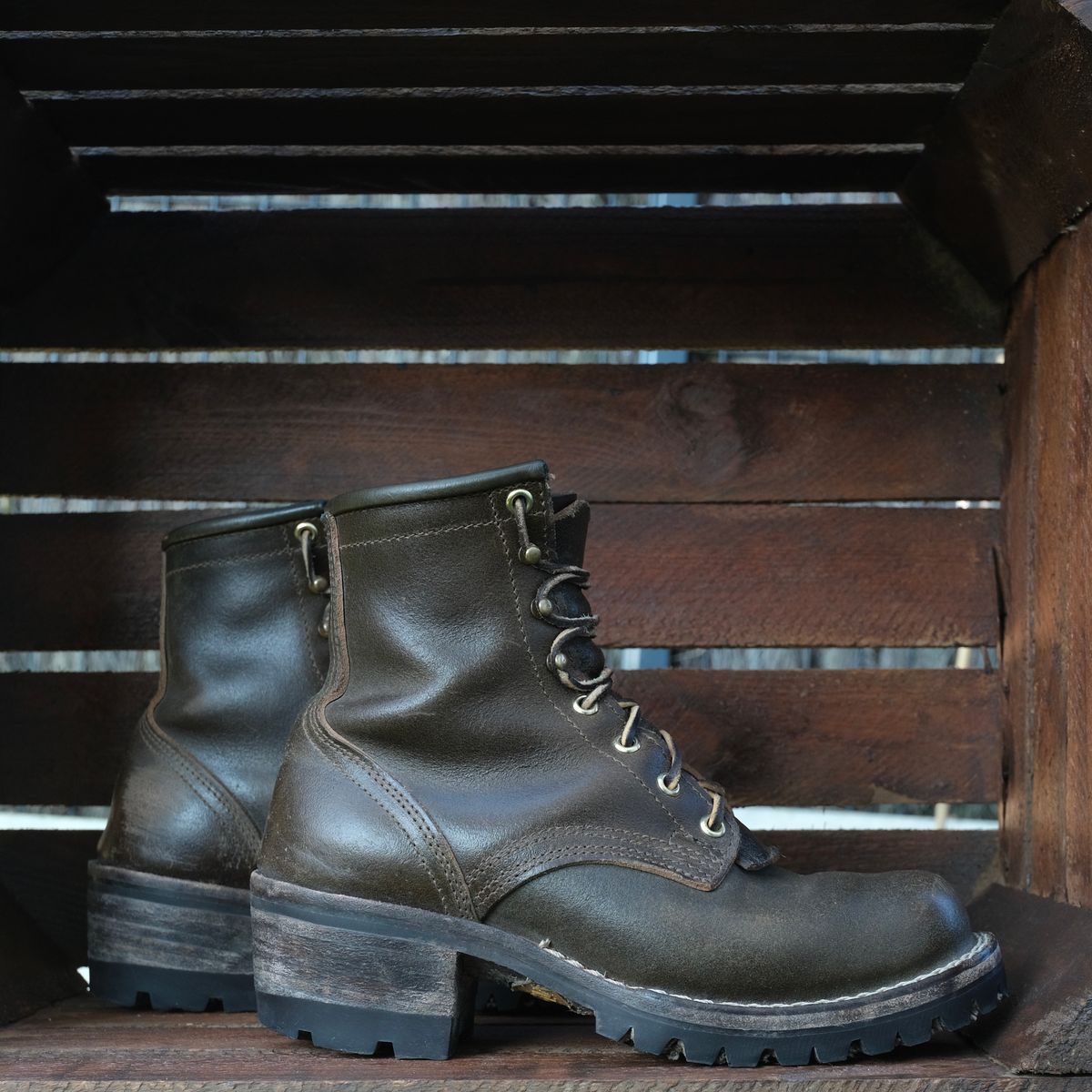 Photo by Amalgame on December 26, 2025 of the Nicks Becca in Horween Greener Pastures Waxed Flesh.