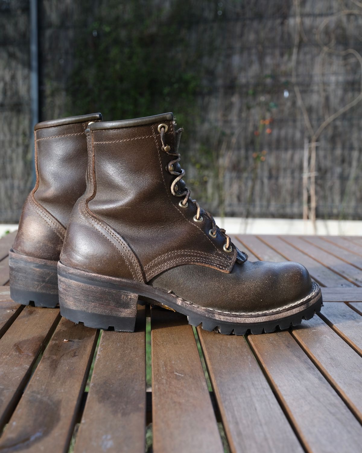 Photo by Amalgame on January 25, 2026 of the Nicks Becca in Horween Greener Pastures Waxed Flesh.