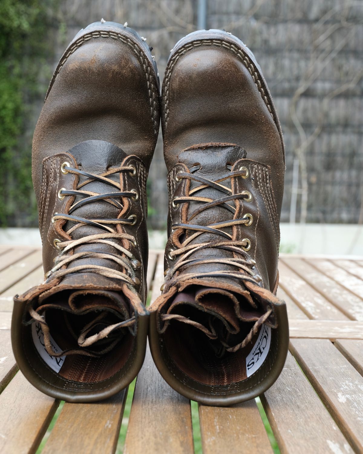 Photo by Amalgame on April 5, 2026 of the Nicks Becca in Horween Greener Pastures Waxed Flesh.