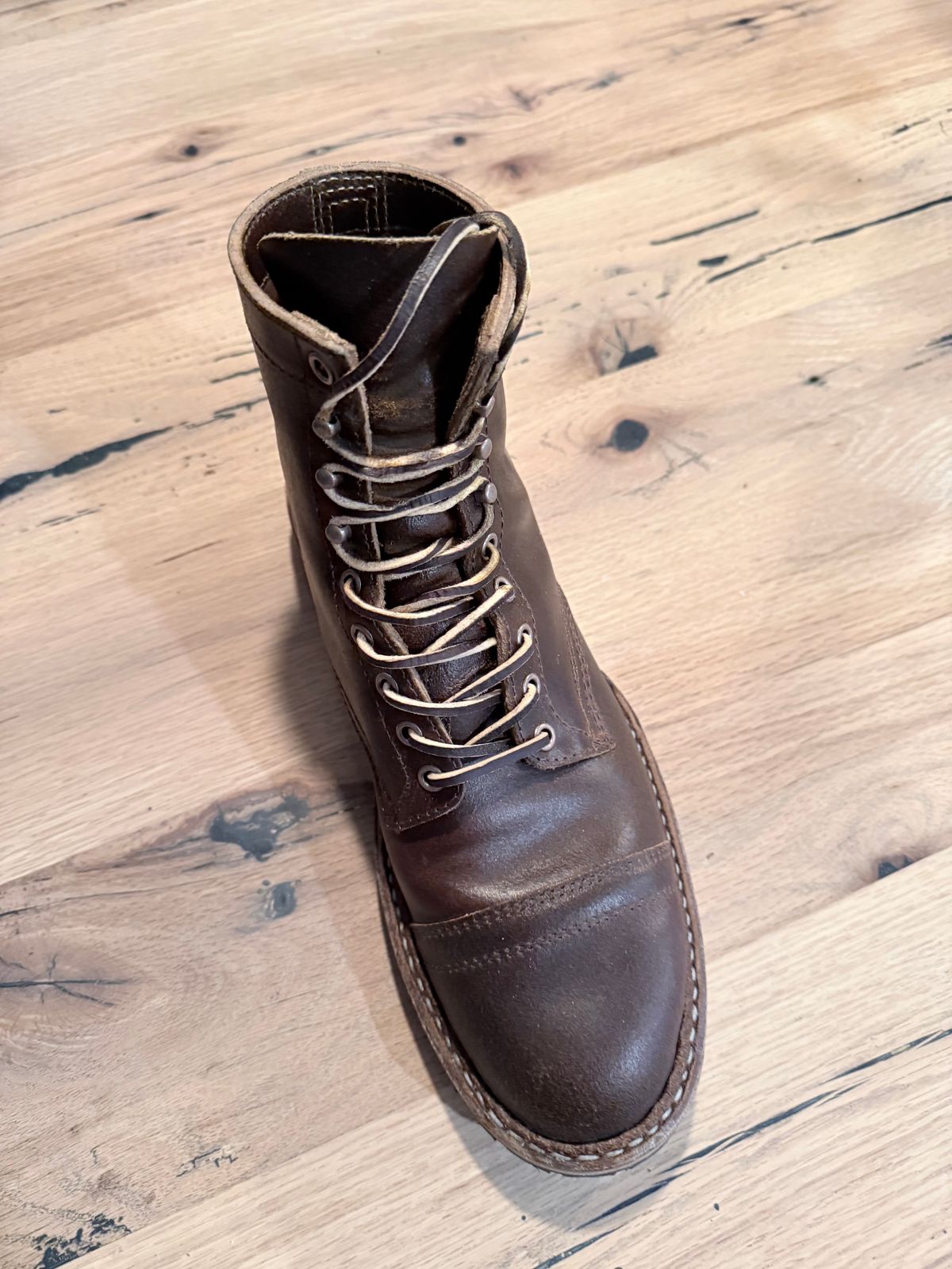Photo by PeabzZ on March 26, 2026 of the White's MP-Sherman Toe Cap in Horween Cinnamon Waxed Flesh.