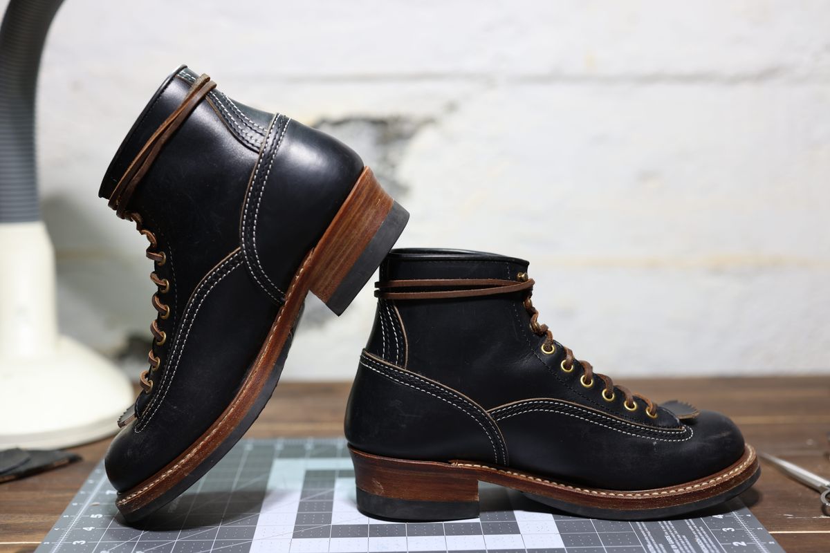 Photo by staikhouse on February 1, 2025 of the John Lofgren Donkey Puncher Boots in Horween Black Chromexcel.