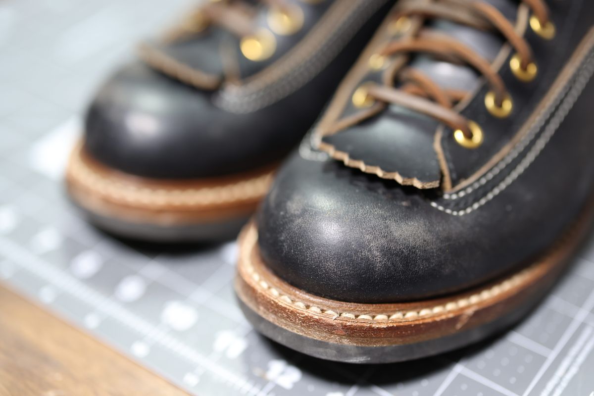 Photo by staikhouse on February 1, 2025 of the John Lofgren Donkey Puncher Boots in Horween Black Chromexcel.