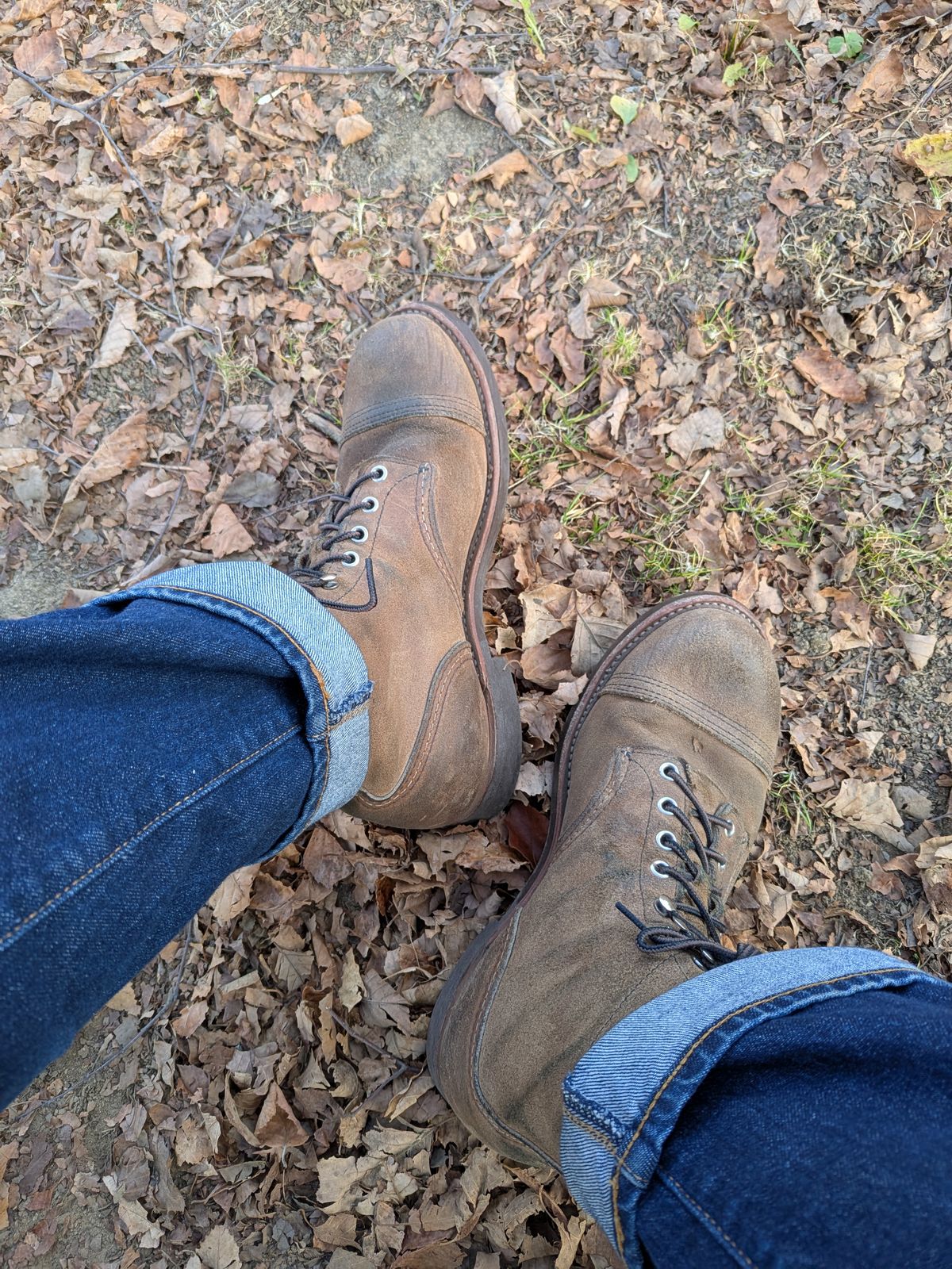 Photo by staikhouse on November 19, 2024 of the Red Wing Iron Ranger in S.B. Foot Hawthorne Muleskinner.