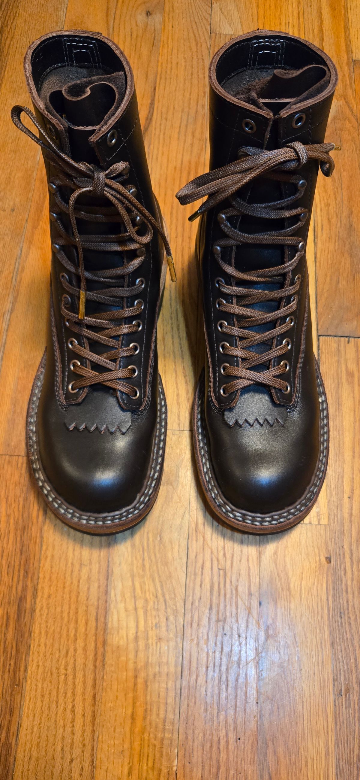 Photo by ratrod34 on January 22, 2026 of the White's 375 LTT in Seidel Elk Tan.