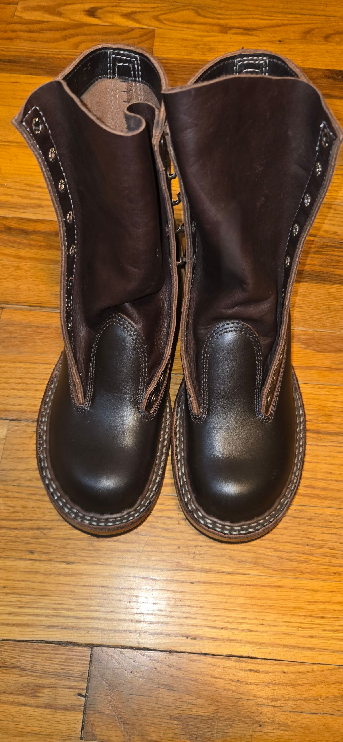 Photo by ratrod34 on January 17, 2026 of the White's 375 LTT in Seidel Elk Tan.