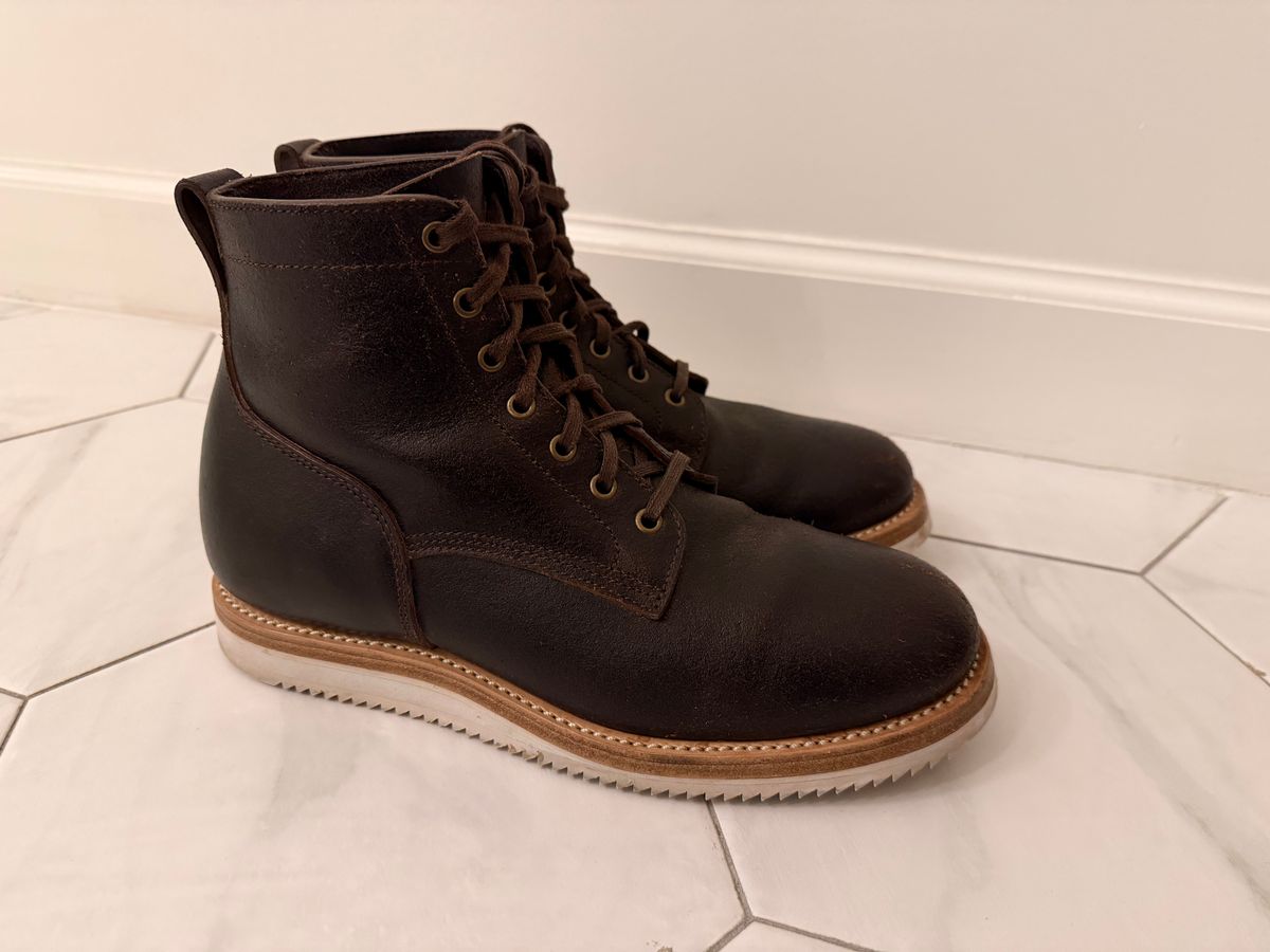 Photo by sorrick on November 2, 2025 of the Caswell Boot Company Eckington in Horween Dark Brown Waxed Flesh.