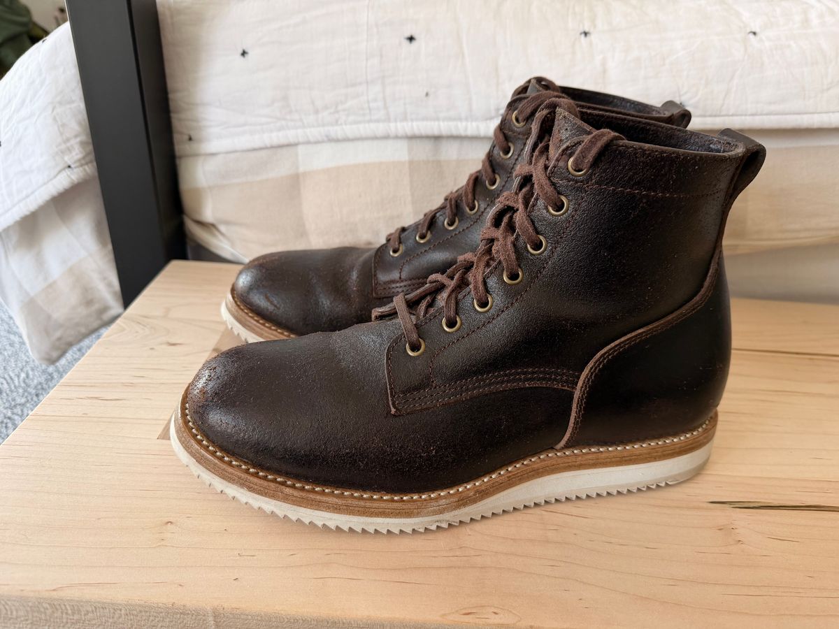 Photo by sorrick on February 4, 2026 of the Caswell Boot Company Eckington in Horween Dark Brown Waxed Flesh.