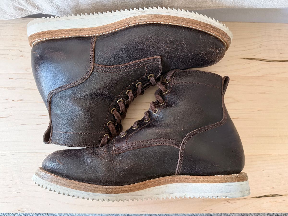 Photo by sorrick on February 4, 2026 of the Caswell Boot Company Eckington in Horween Dark Brown Waxed Flesh.