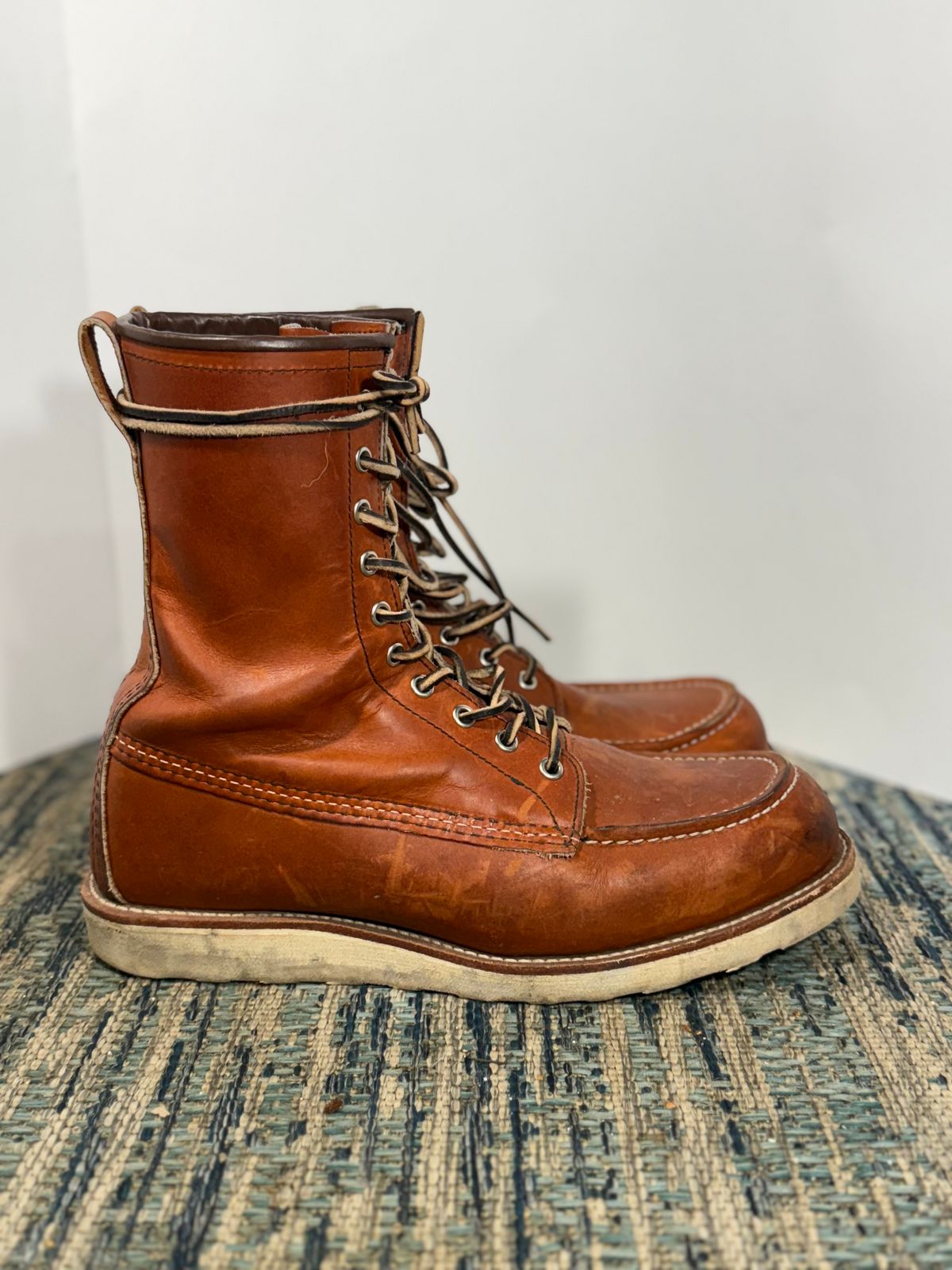 Photo by M_Vaughan on November 1, 2025 of the Red Wing 8-Inch Classic Moc in Oro Legacy Leather.