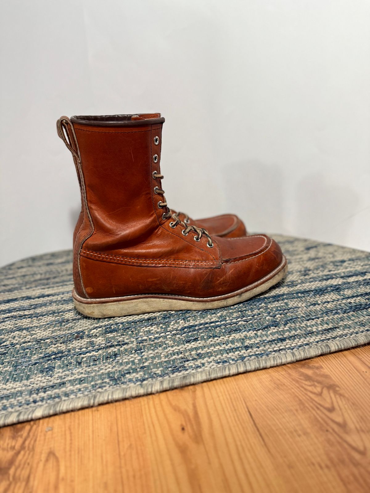 Photo by M_Vaughan on December 4, 2025 of the Red Wing 8-Inch Classic Moc in Oro Legacy Leather.