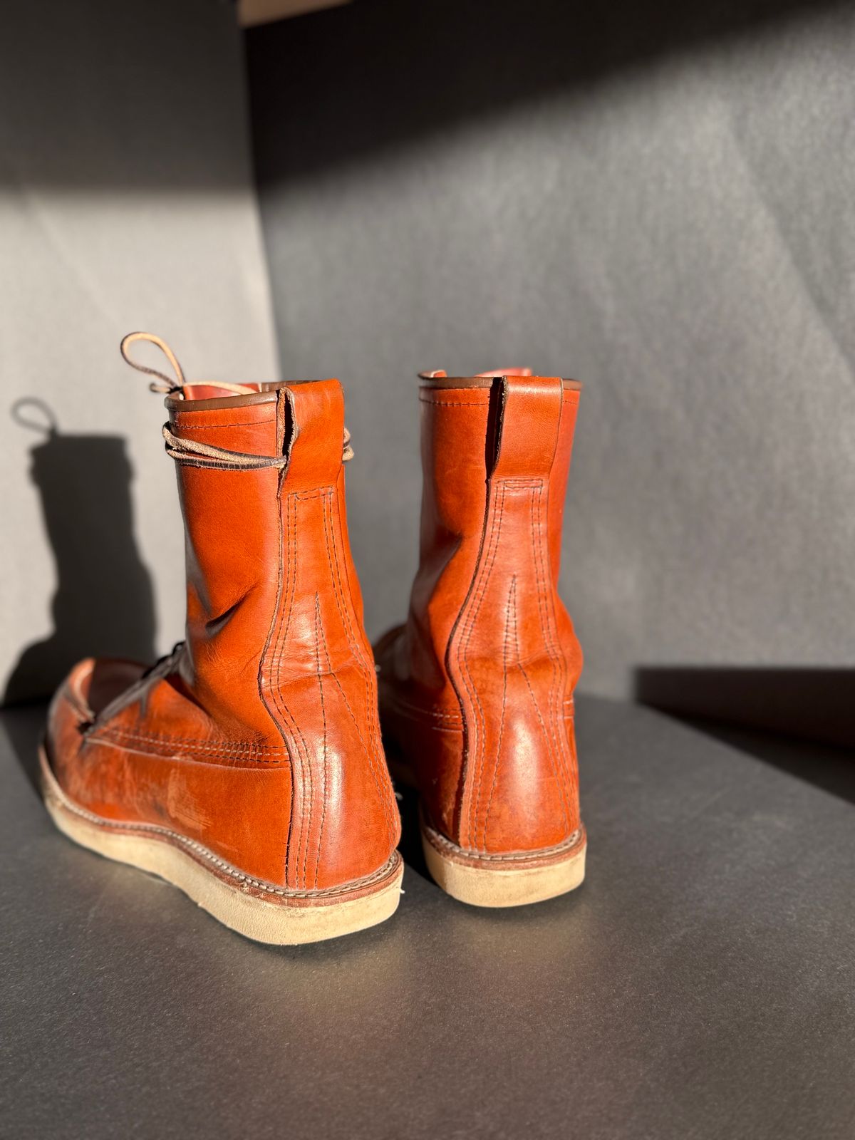 Photo by M_Vaughan on January 1, 2026 of the Red Wing 8-Inch Classic Moc in Oro Legacy Leather.