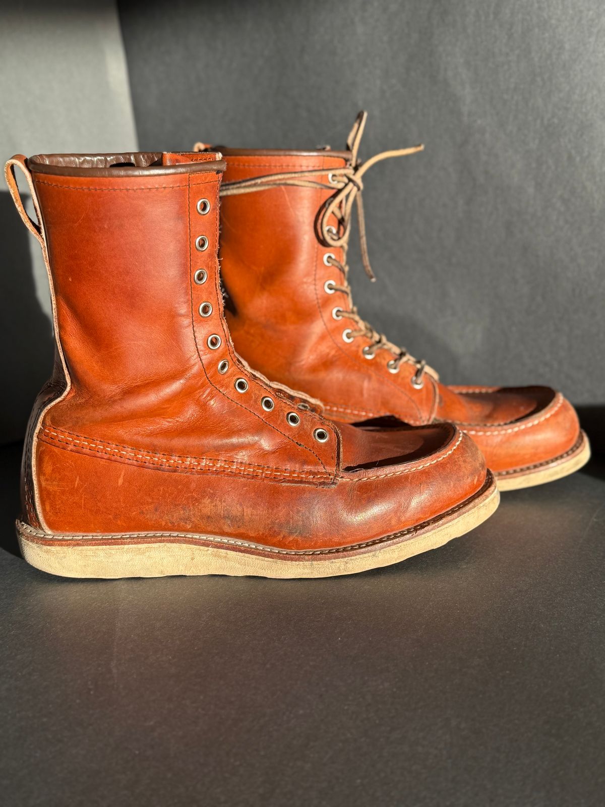 Photo by M_Vaughan on January 1, 2026 of the Red Wing 8-Inch Classic Moc in Oro Legacy Leather.
