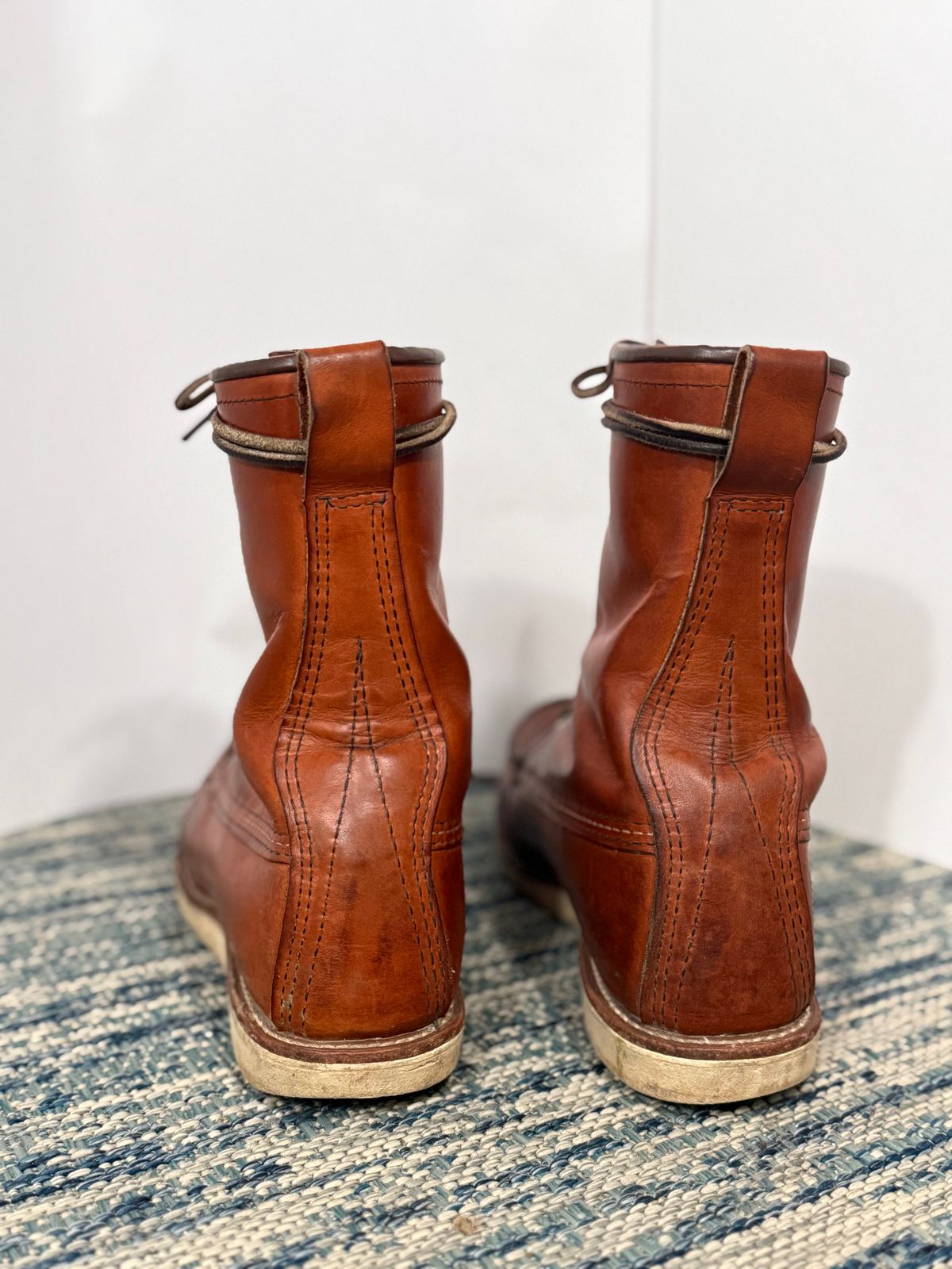 Photo by M_Vaughan on March 1, 2026 of the Red Wing 8-Inch Classic Moc in Oro Legacy Leather.