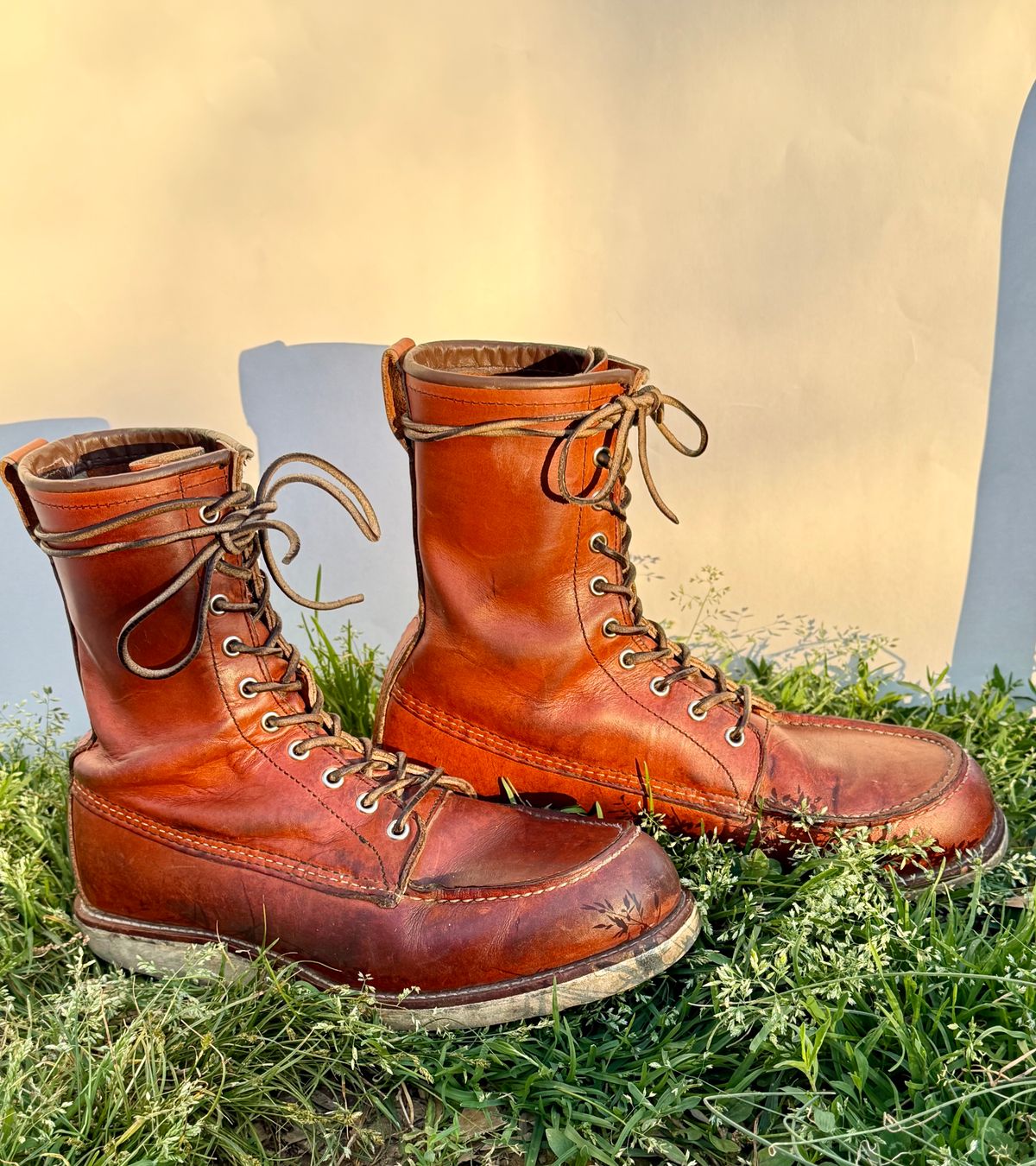 Photo by M_Vaughan on April 5, 2026 of the Red Wing 8-Inch Classic Moc in Oro Legacy Leather.