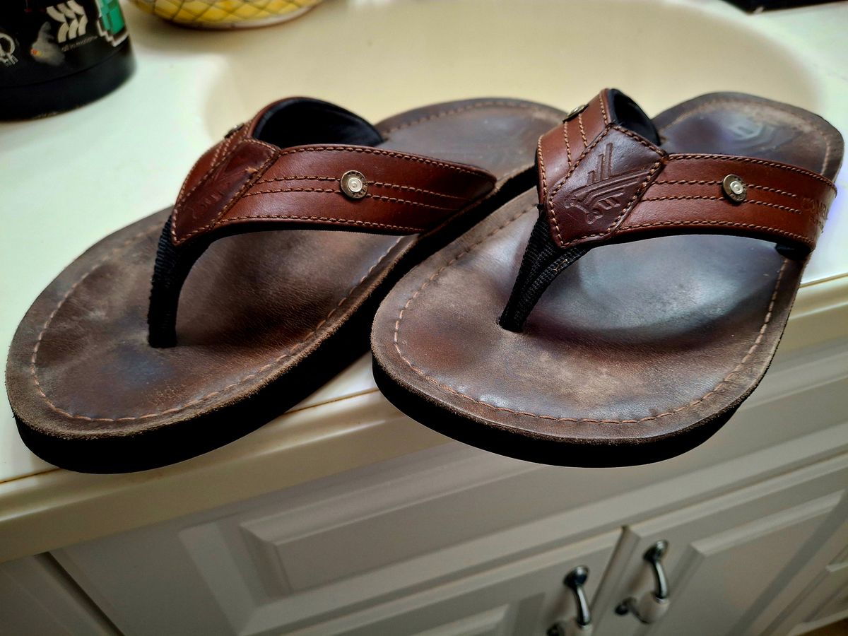 Photo by precision_arc_welding on April 16, 2026 of the Combat Flip Flops Men's AK in Unknown Leather.
