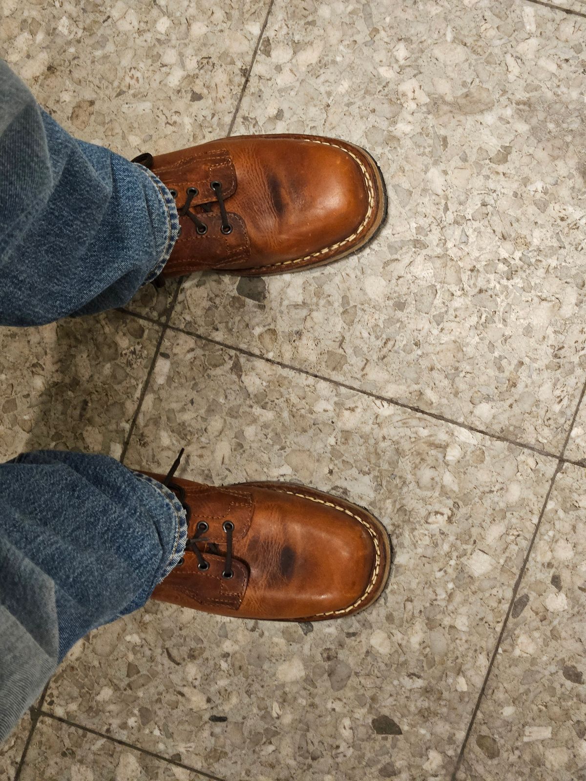 Photo by FyoDisco on January 31, 2026 of the Dundas Footwear Gunnerside in Badalassi Carlo Tan Cognac.