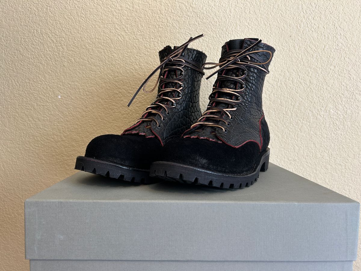 Photo by kim77chi on August 6, 2025 of the JK Boots JK Boots / Bear Slayer in Seidel Blood Core Bison Leather.
