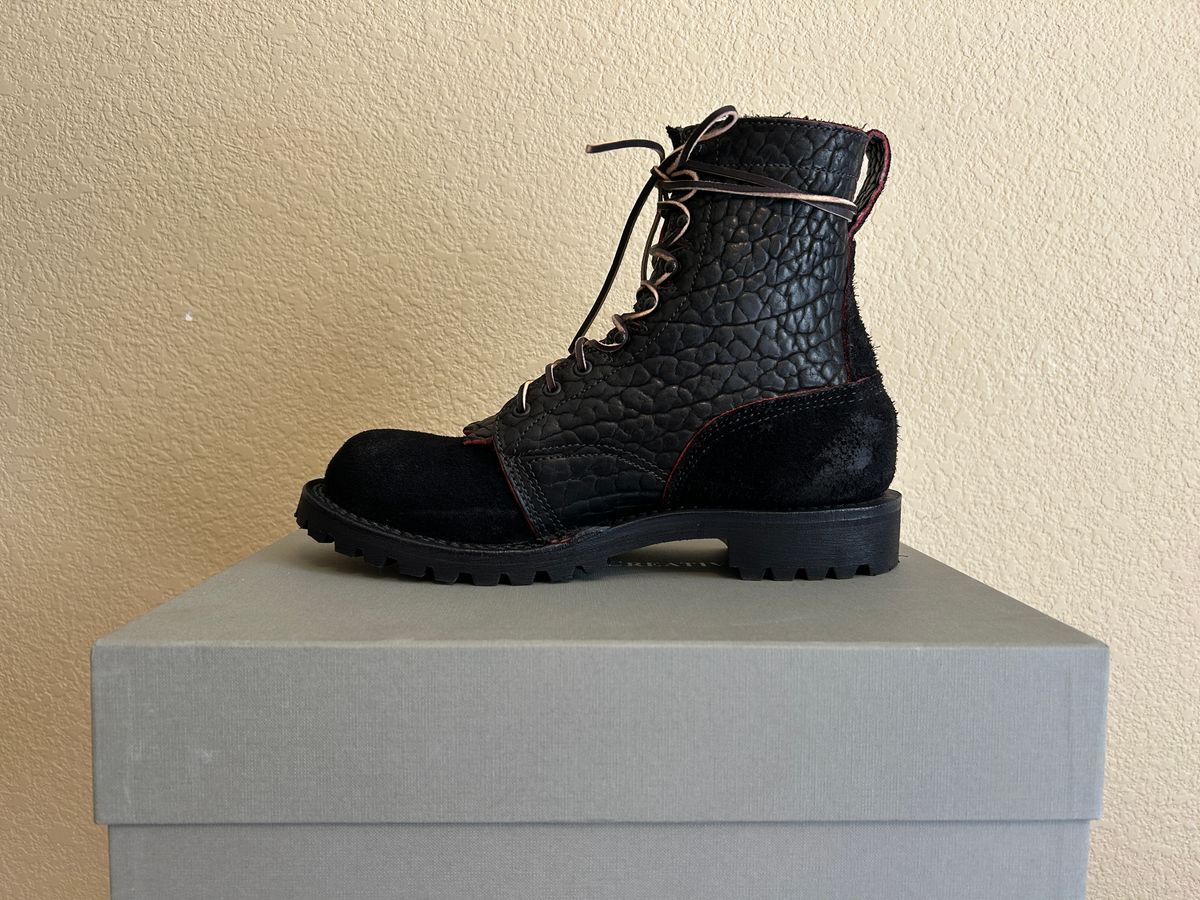 Photo by kim77chi on August 6, 2025 of the JK Boots JK Boots / Bear Slayer in Seidel Blood Core Bison Leather.