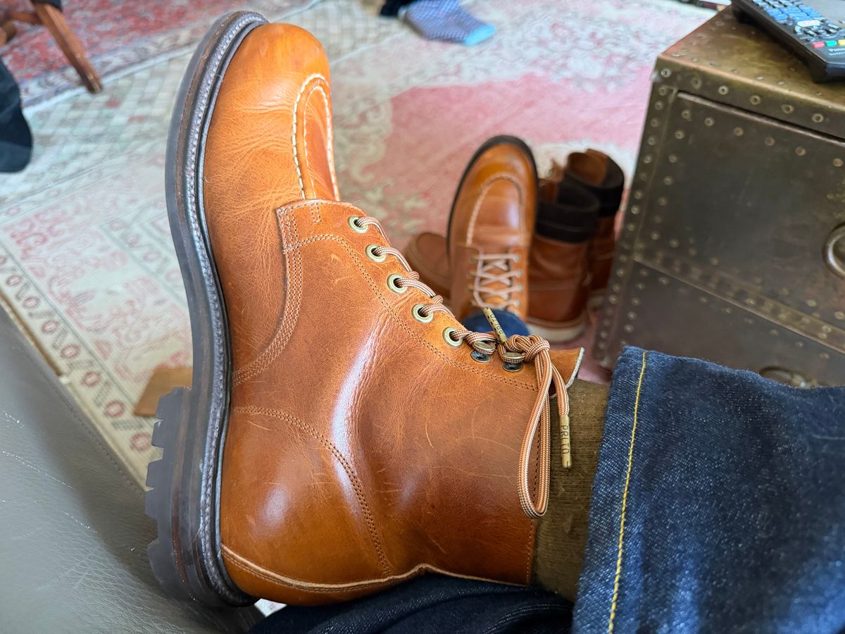 Photo by AndrewBayArea on May 25, 2026 of the Grant Stone Brass Boot in Brooklyn Calf.
