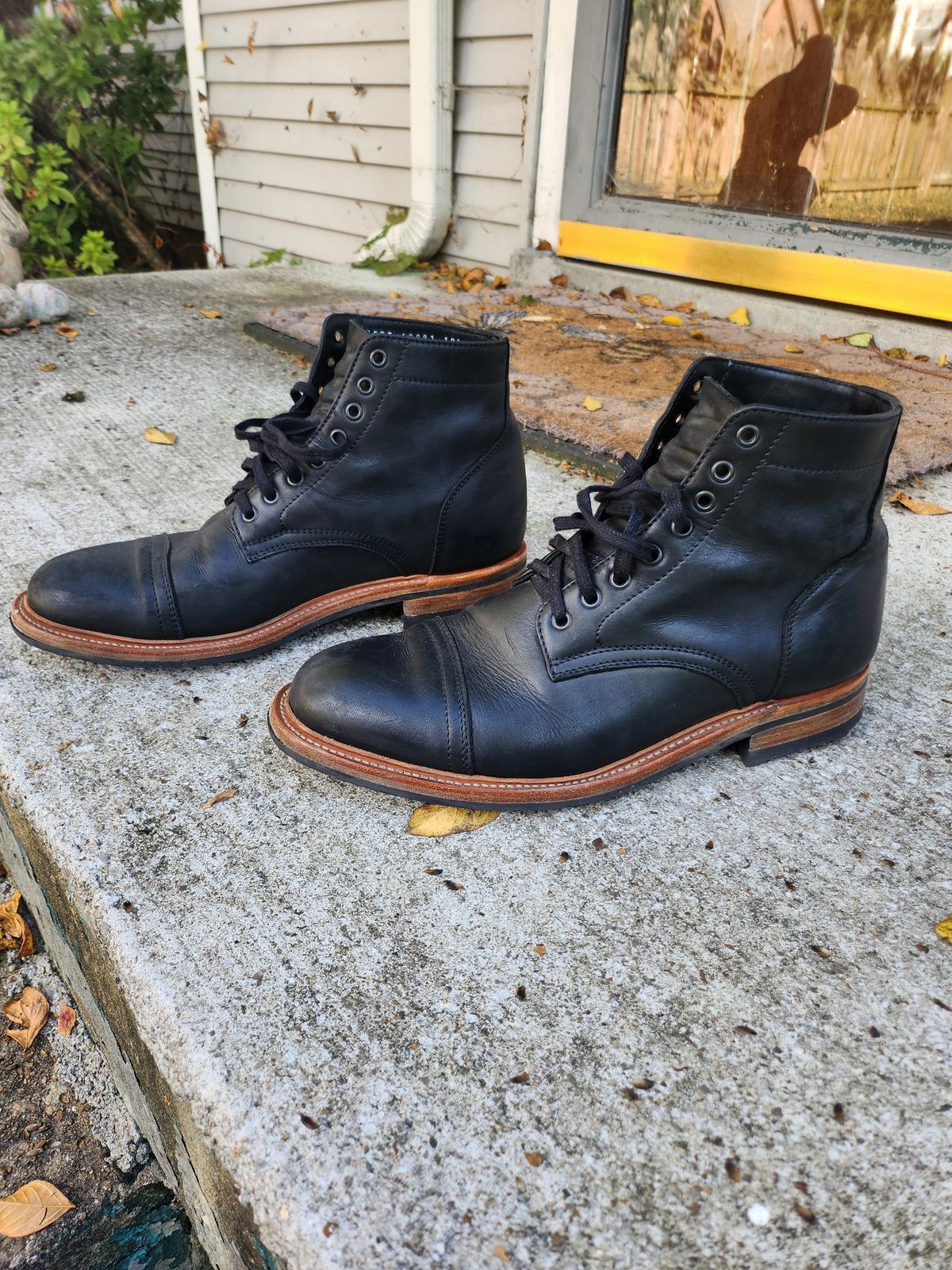 Photo by keeperofthekept on October 1, 2025 of the Parkhurst The Richmond in Matte Black Veg Tan Full Grain.