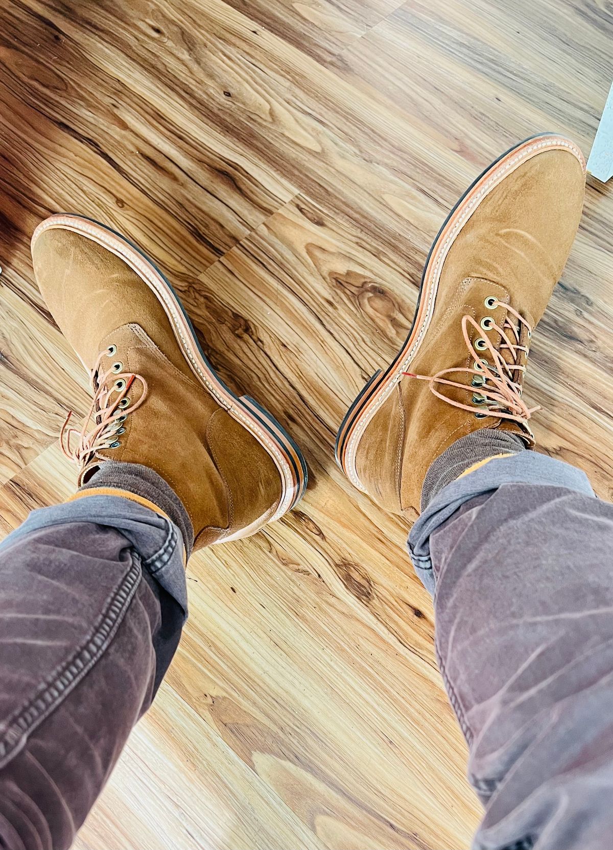 Photo by abcdefg1234567 on November 3, 2025 of the Grant Stone Diesel Boot in C.F. Stead Bourbon Repello Calf Suede.