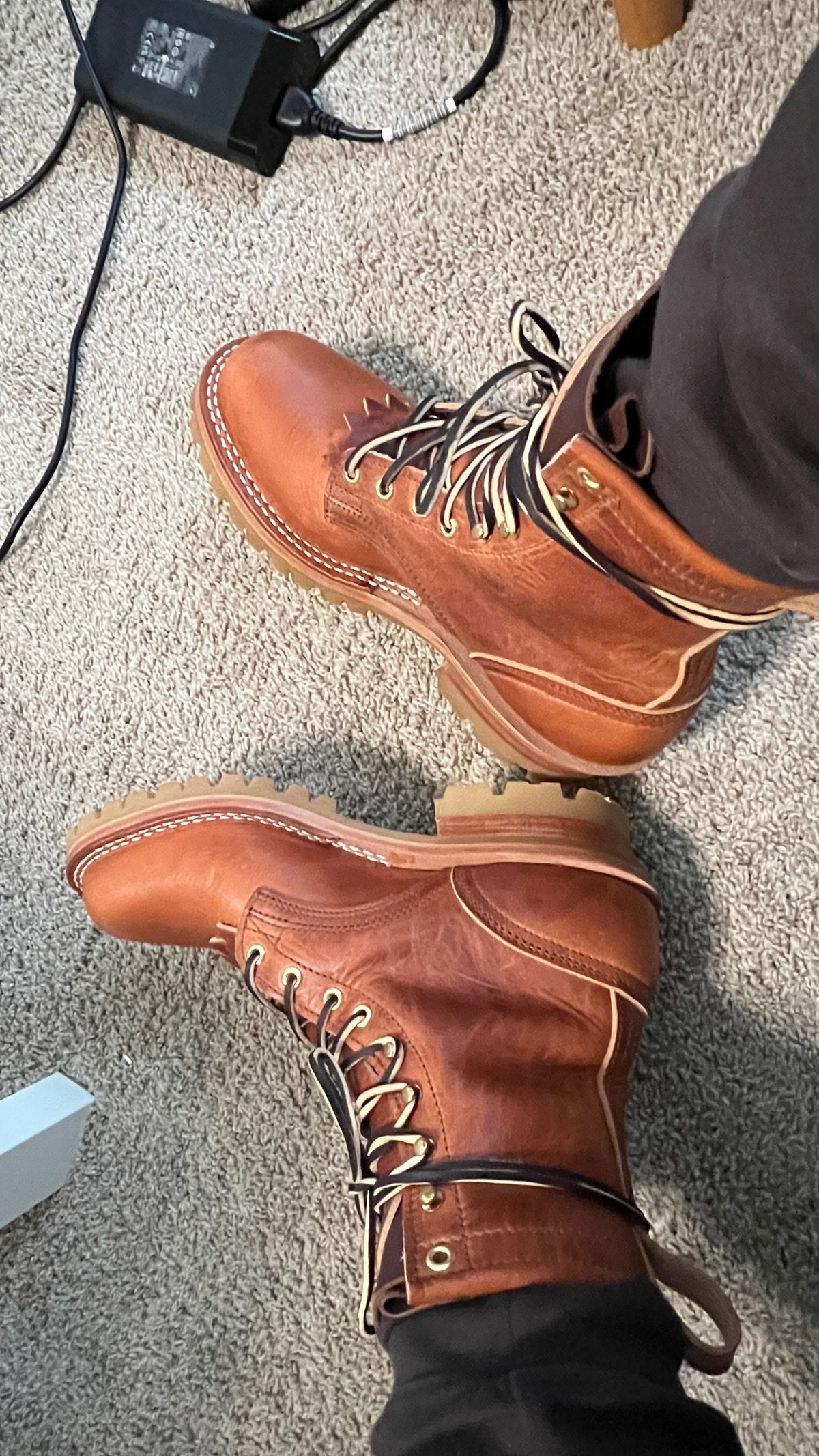 Photo by abcdefg1234567 on December 5, 2025 of the Nicks MTO in Horween English Tan Dublin.