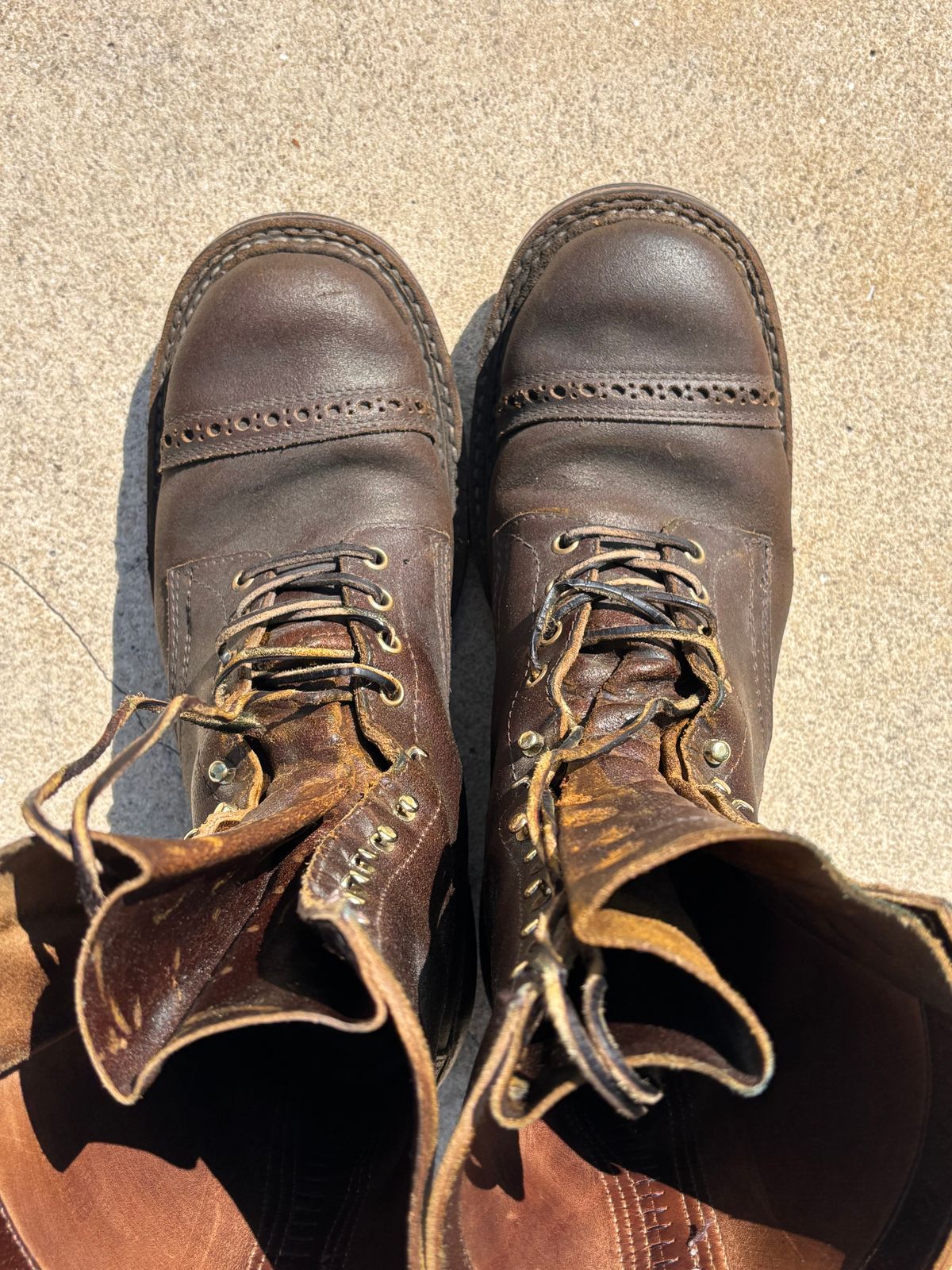 Photo by Wabash_King on February 5, 2025 of the White's Farmer/Rancher in Horween Cinnamon Waxed Flesh.