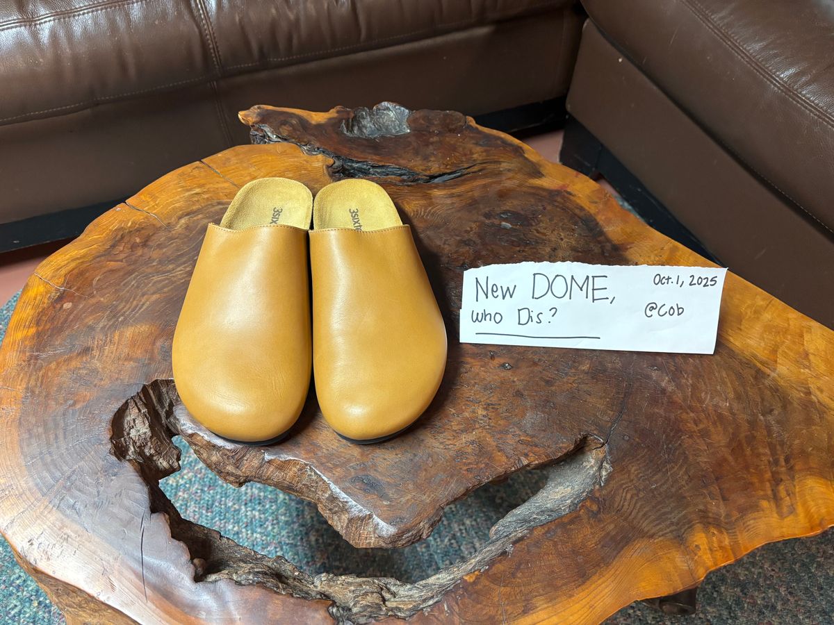 Photo by jacobbingham on October 2, 2025 of the 3sixteen Calf Leather Mules in Natural Calf Leather.