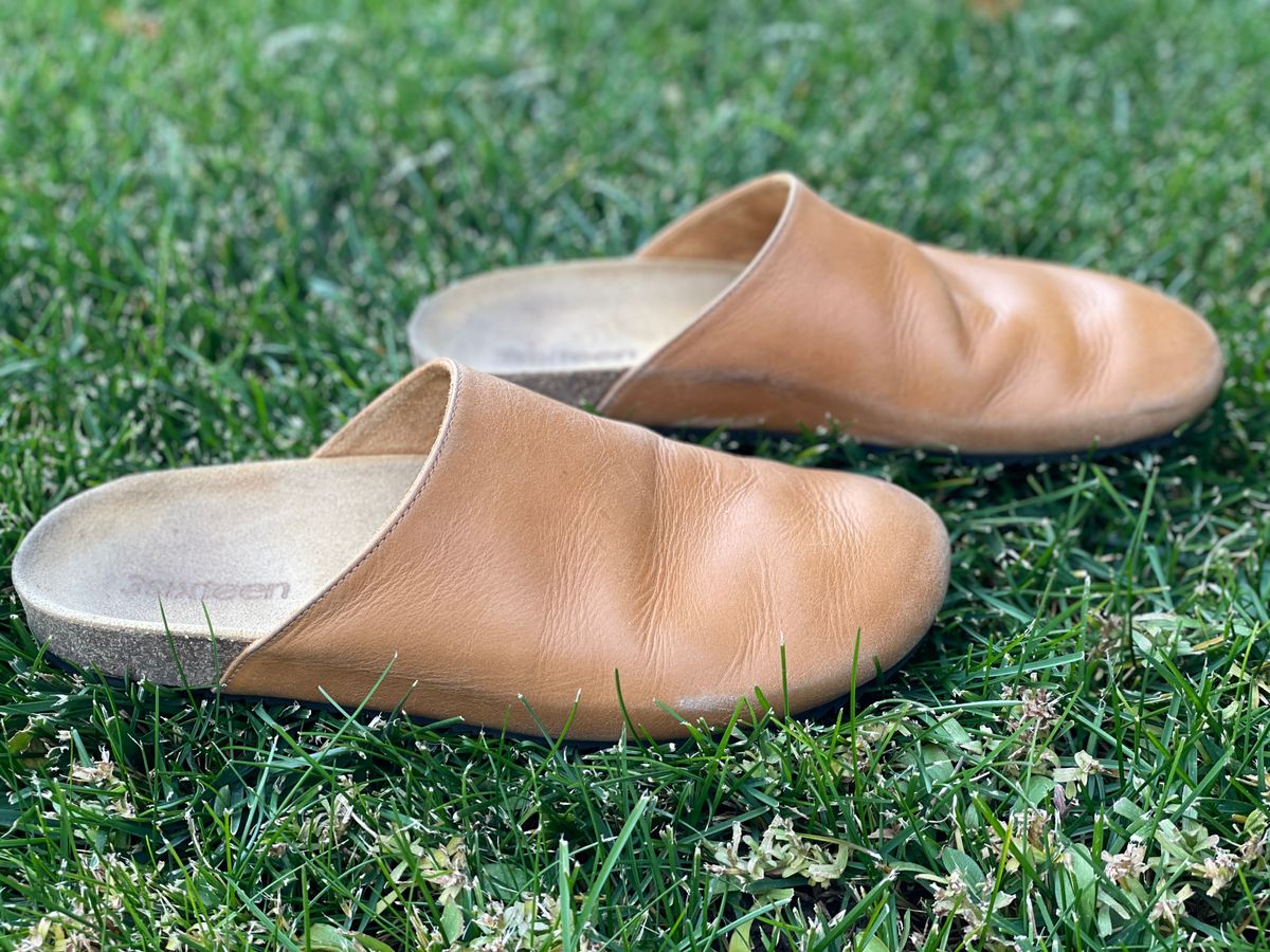 Photo by jacobbingham on November 4, 2025 of the 3sixteen Calf Leather Mules in Natural Calf Leather.