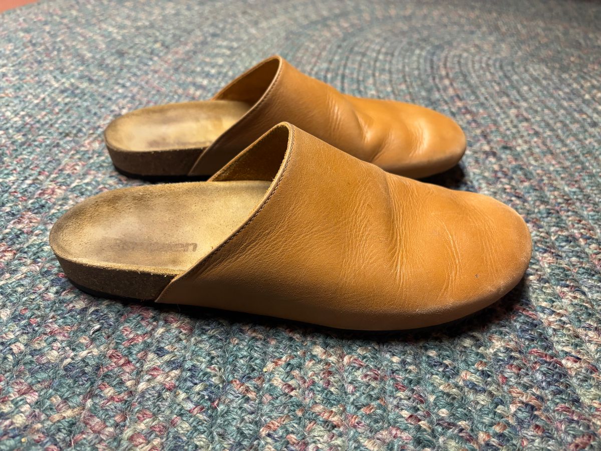 Photo by jacobbingham on December 6, 2025 of the 3sixteen Calf Leather Mules in Natural Calf Leather.