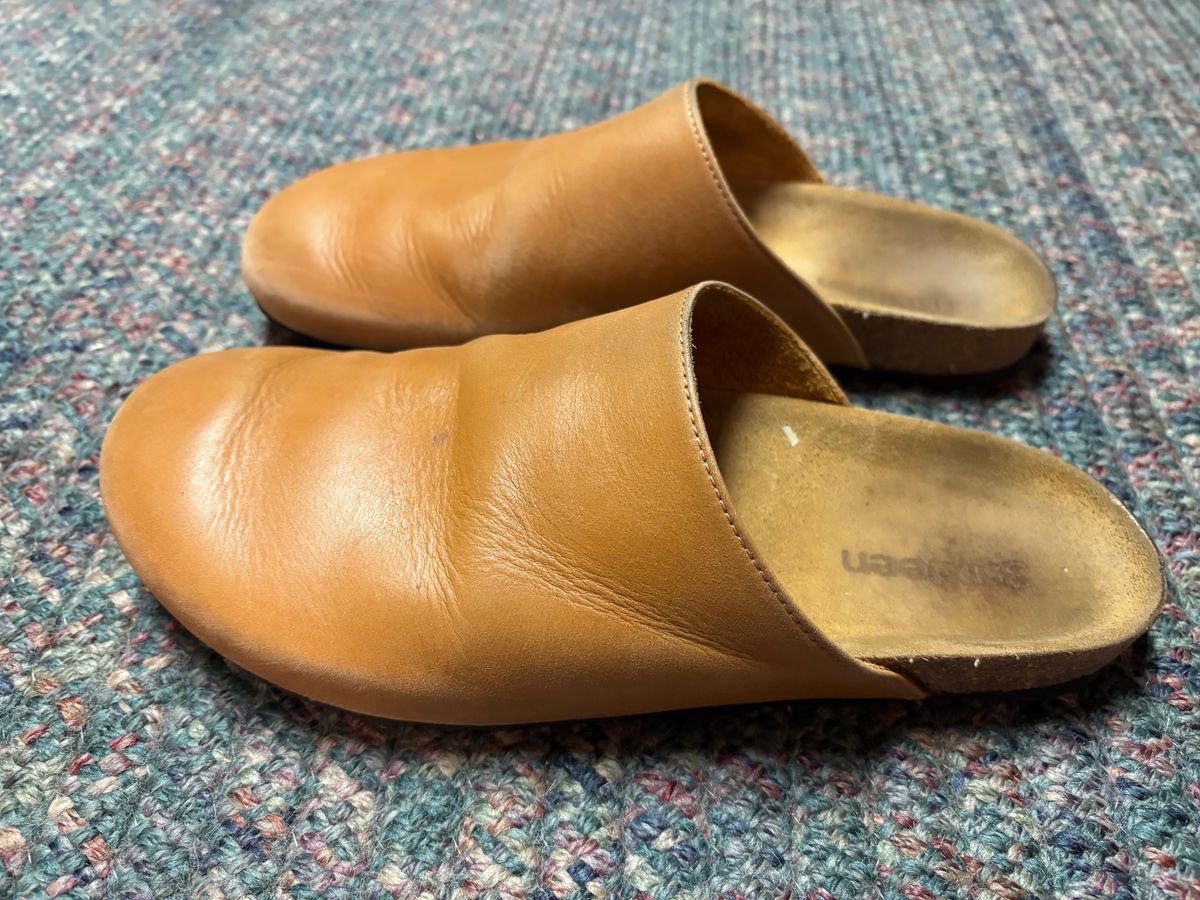 Photo by jacobbingham on January 6, 2026 of the 3sixteen Calf Leather Mules in Natural Calf Leather.