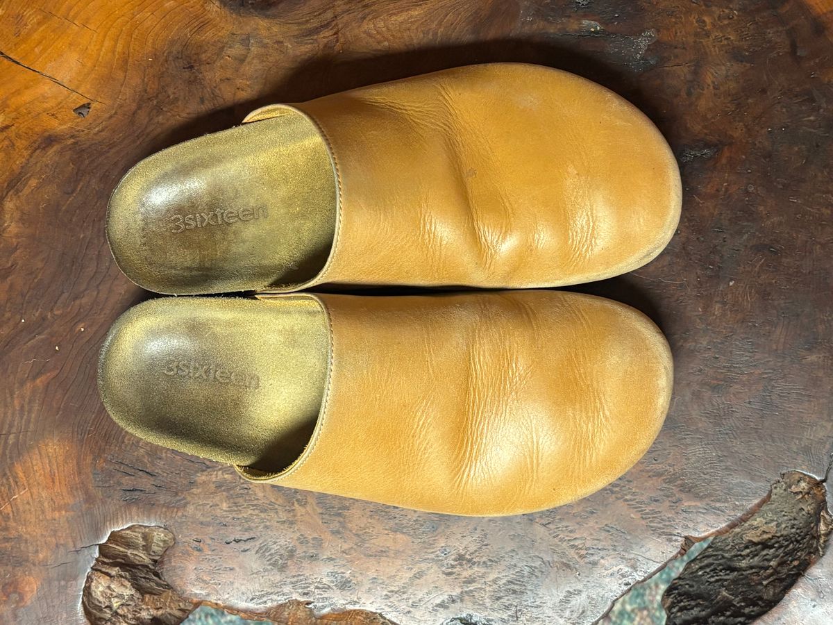 Photo by jacobbingham on February 6, 2026 of the 3sixteen Calf Leather Mules in Natural Calf Leather.