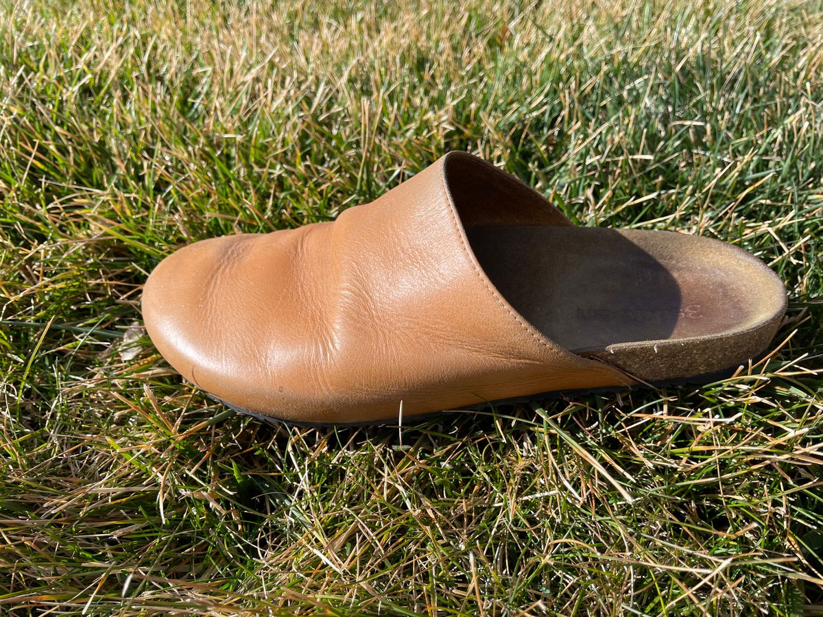 Photo by jacobbingham on March 4, 2026 of the 3sixteen Calf Leather Mules in Natural Calf Leather.