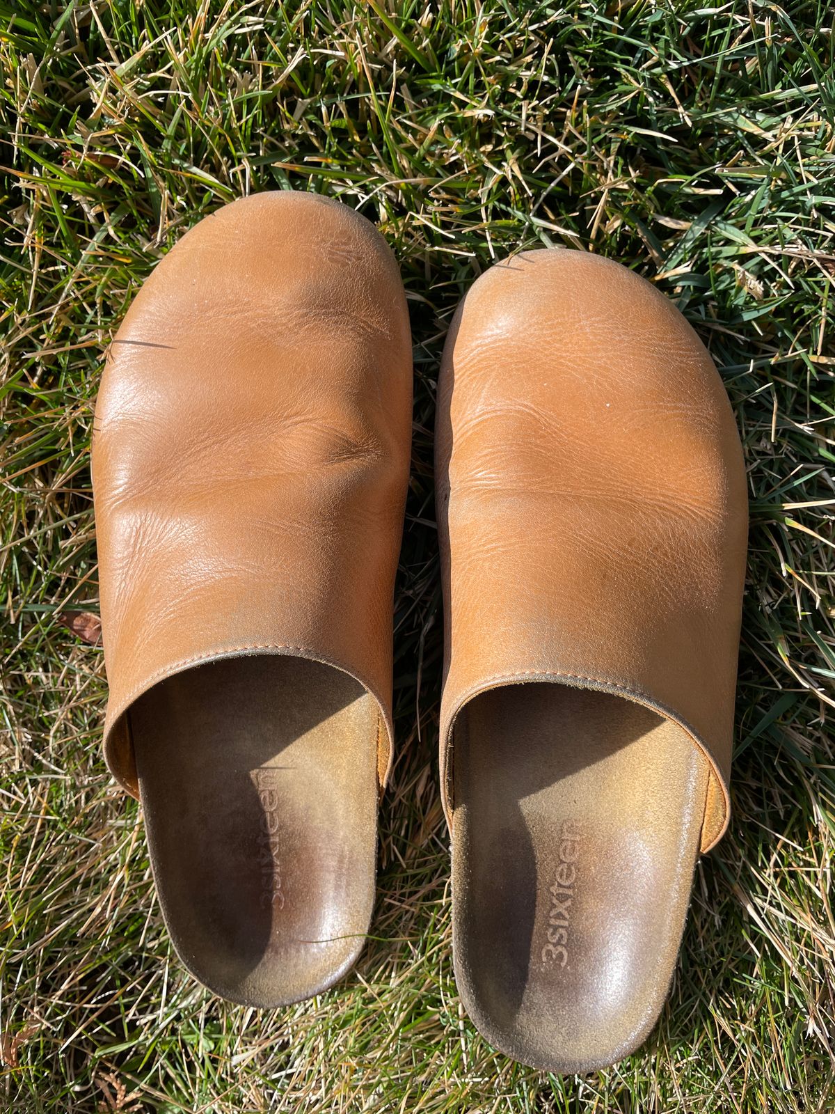 Photo by jacobbingham on March 4, 2026 of the 3sixteen Calf Leather Mules in Natural Calf Leather.