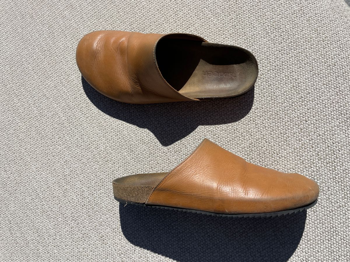 Photo by jacobbingham on April 5, 2026 of the 3sixteen Calf Leather Mules in Natural Calf Leather.