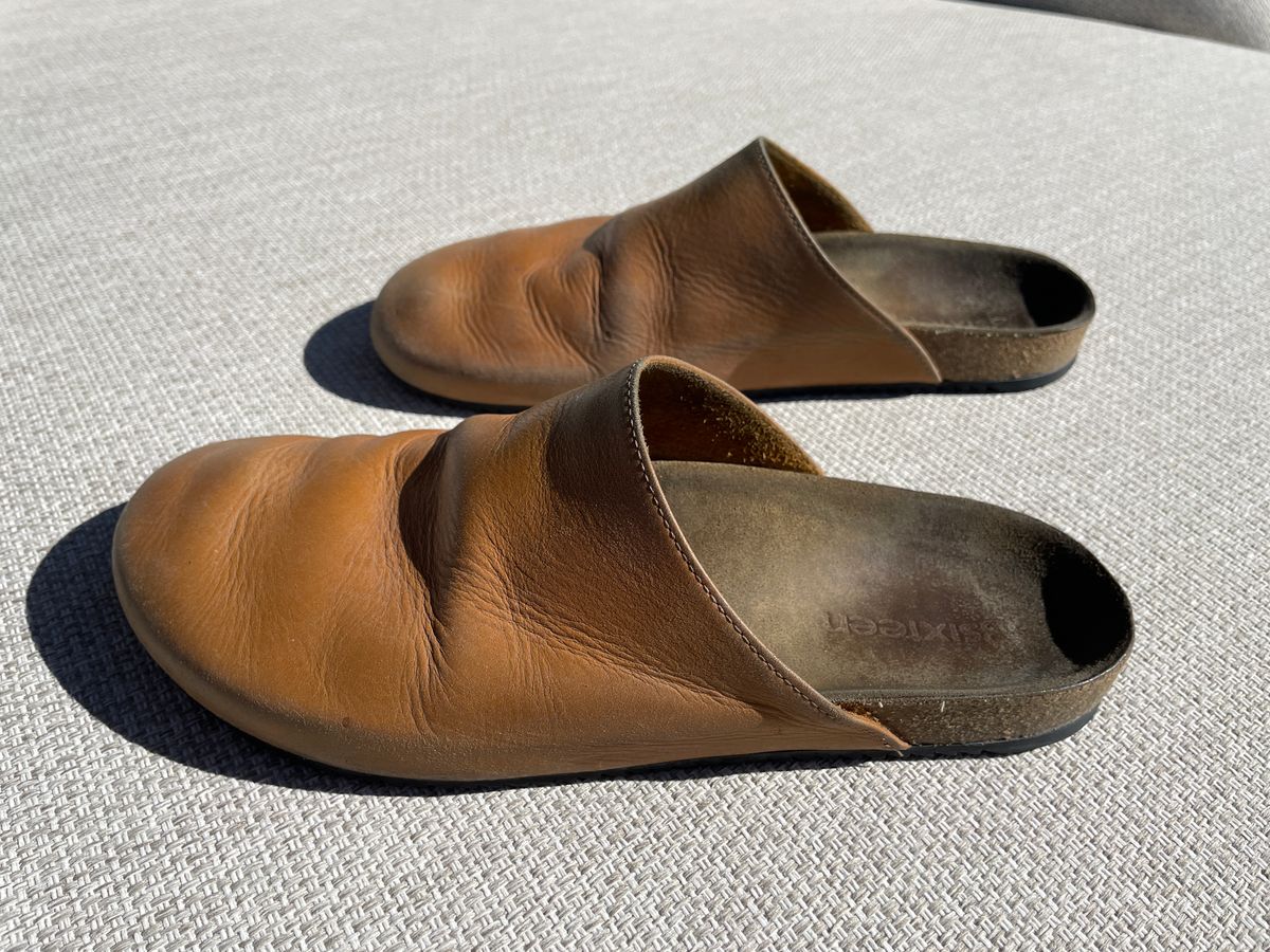 Photo by jacobbingham on April 5, 2026 of the 3sixteen Calf Leather Mules in Natural Calf Leather.