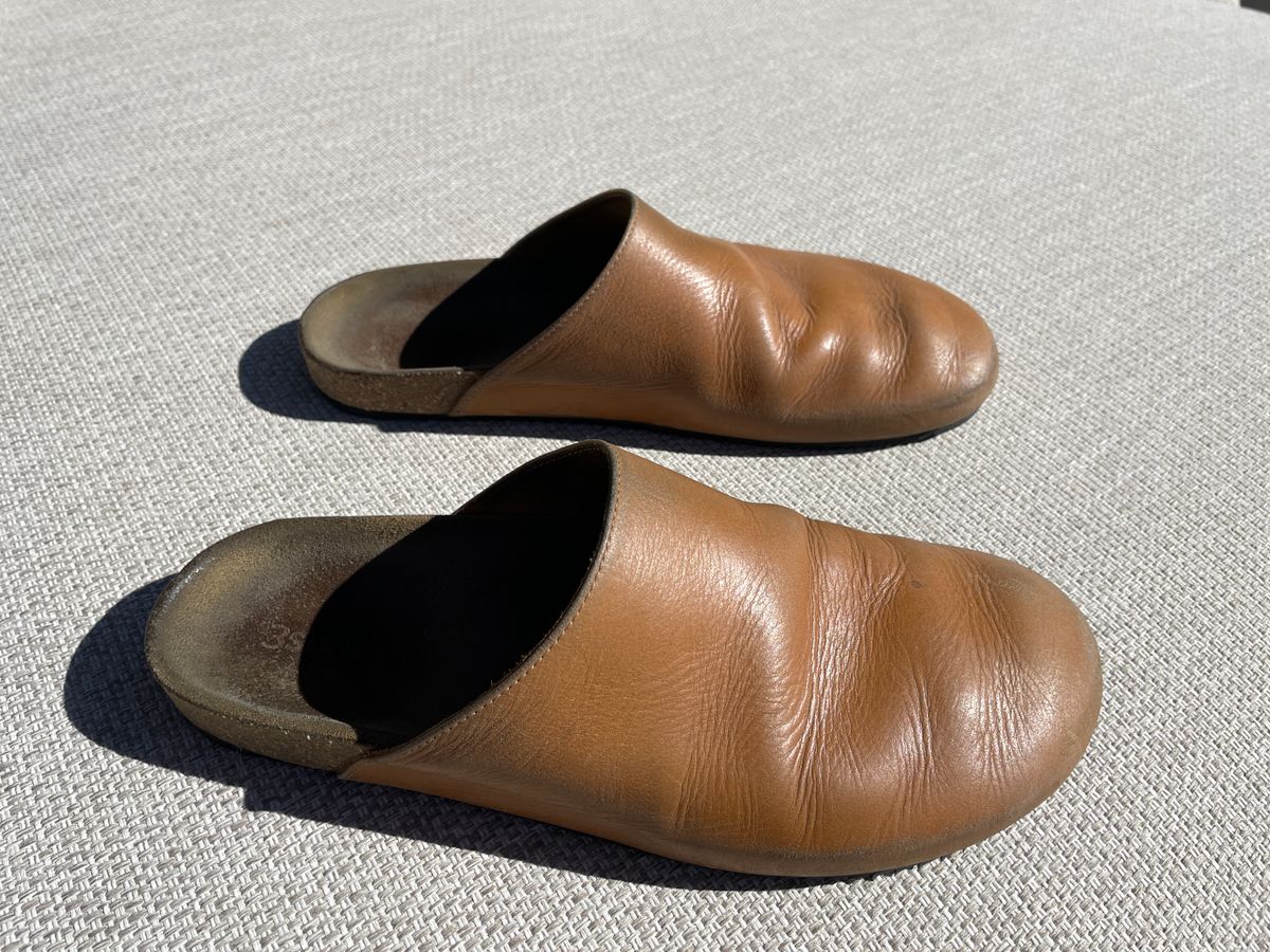 Photo by jacobbingham on April 5, 2026 of the 3sixteen Calf Leather Mules in Natural Calf Leather.