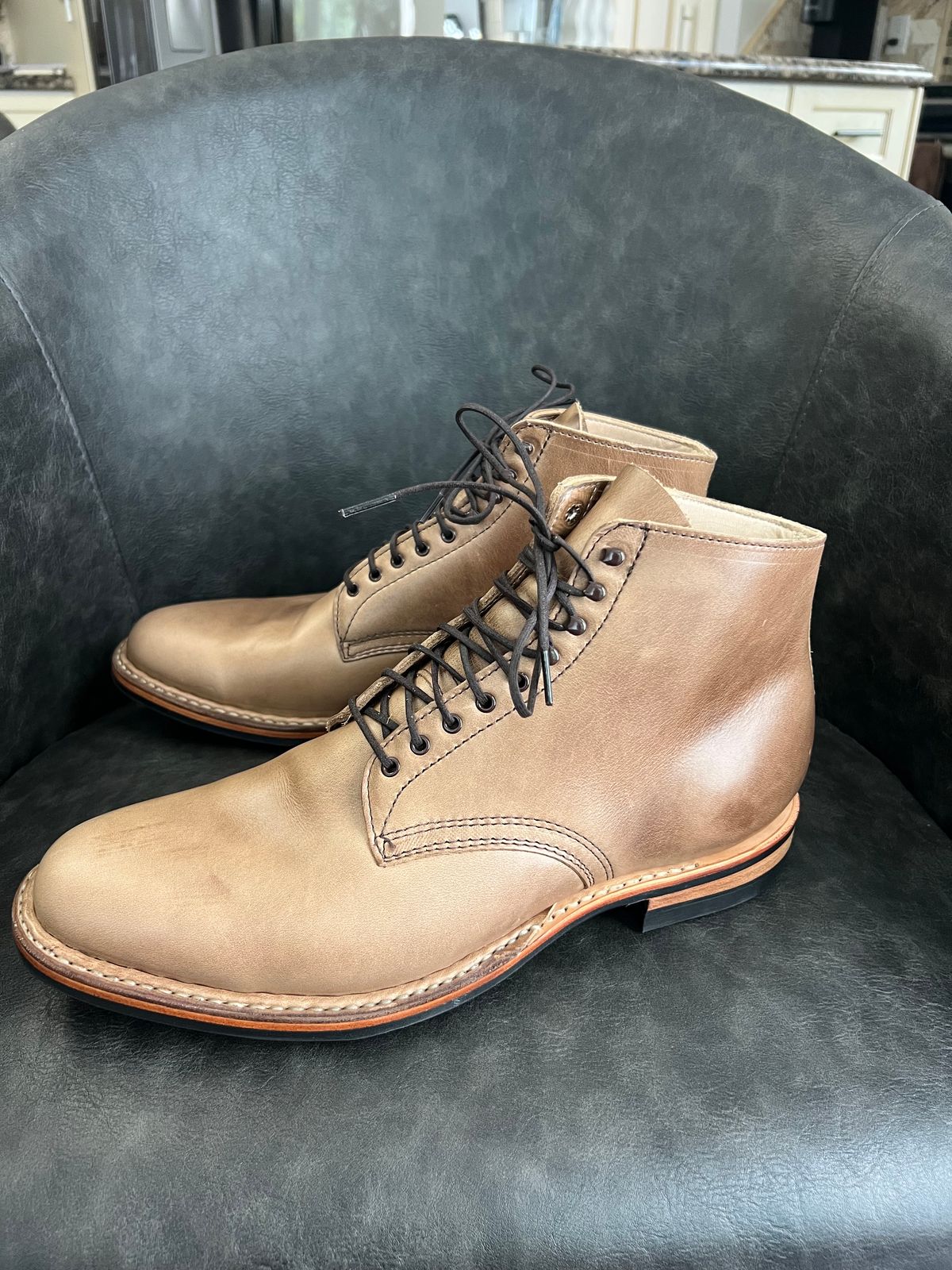 Photo by nolangilo on August 12, 2025 of the White's Stevens (Plain Toe) in Horween Natural Chromexcel.