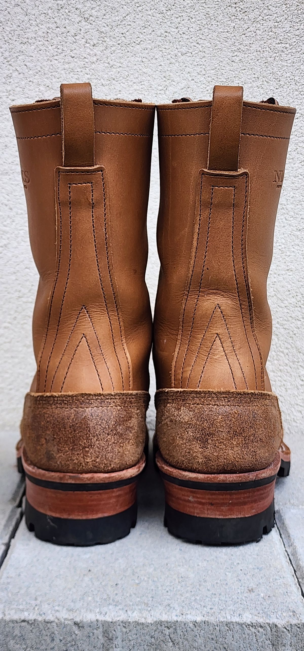Photo by Rudey on November 2, 2024 of the Nicks DomePro in Seidel 1964 Tan Roughout & Seidel 1964 Tan.