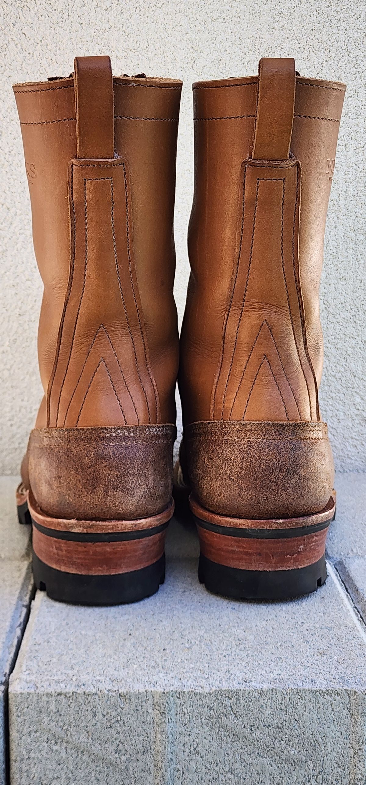 Photo by Rudey on December 5, 2024 of the Nicks DomePro in Seidel 1964 Tan Roughout & Seidel 1964 Tan.