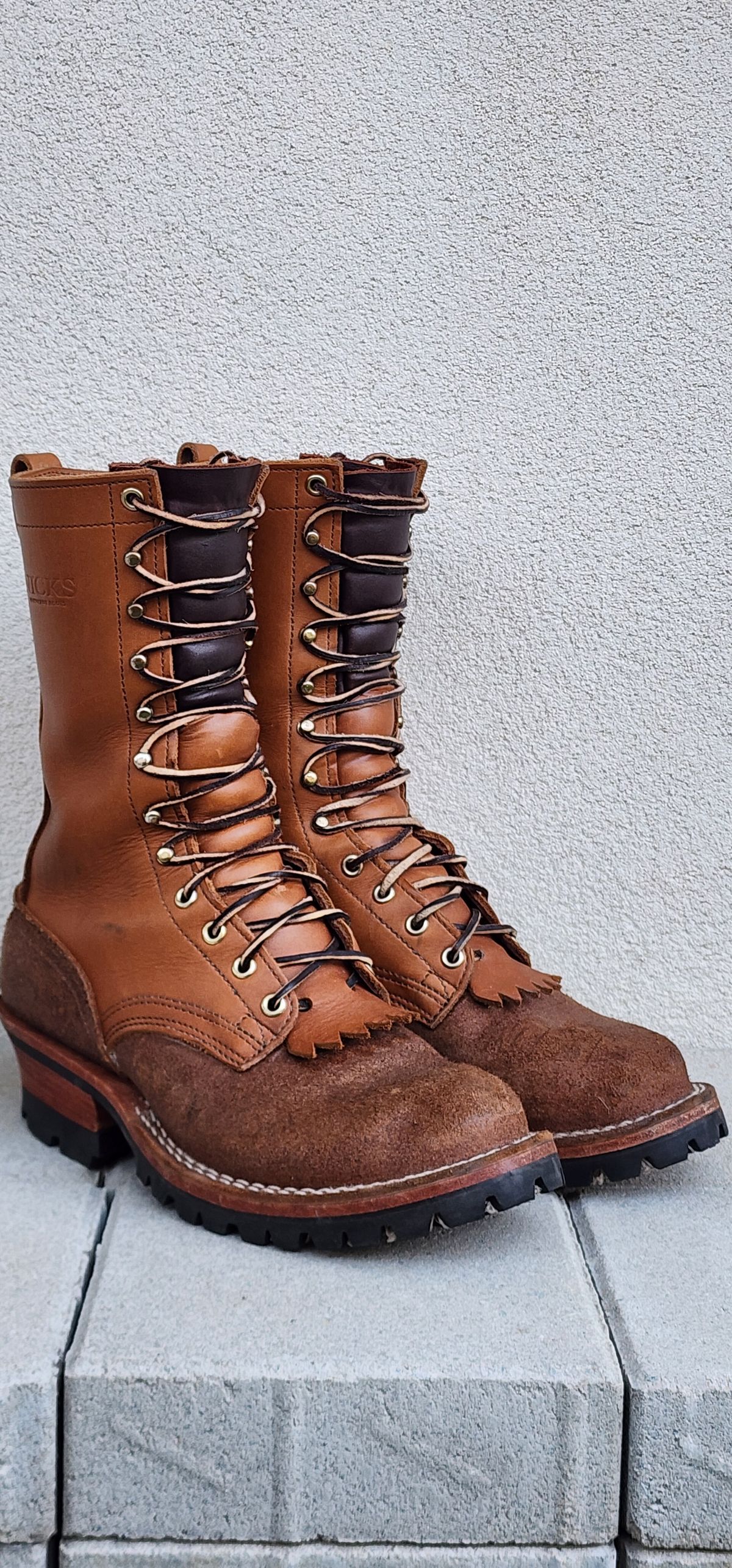 Photo by Rudey on February 5, 2025 of the Nicks DomePro in Seidel 1964 Tan Roughout & Seidel 1964 Tan.
