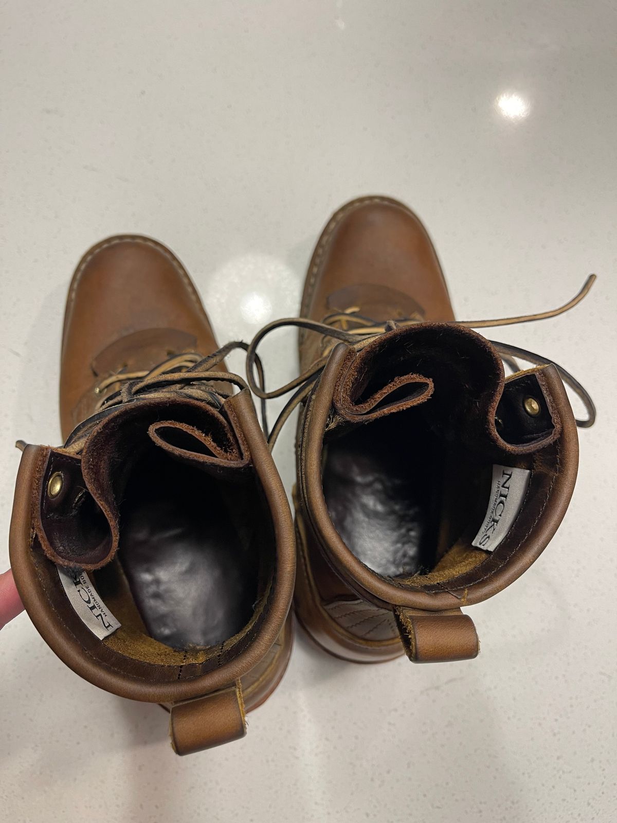 Photo by indigo_flame on September 12, 2024 of the Nicks Robert in Horween Orange Predator.